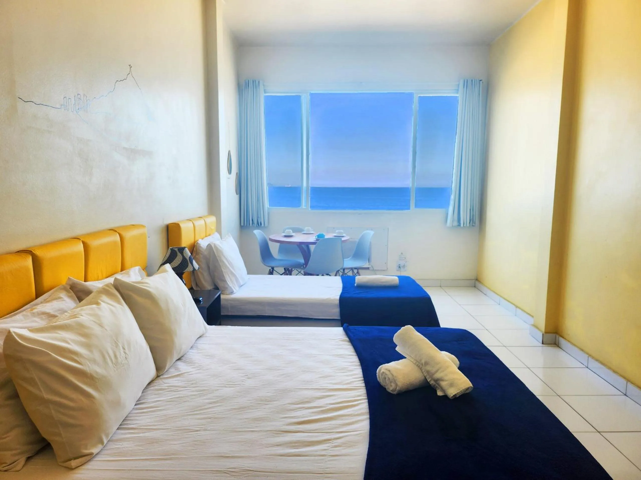 Bed in Charmoso Studio na Areia de Copacabana TC801