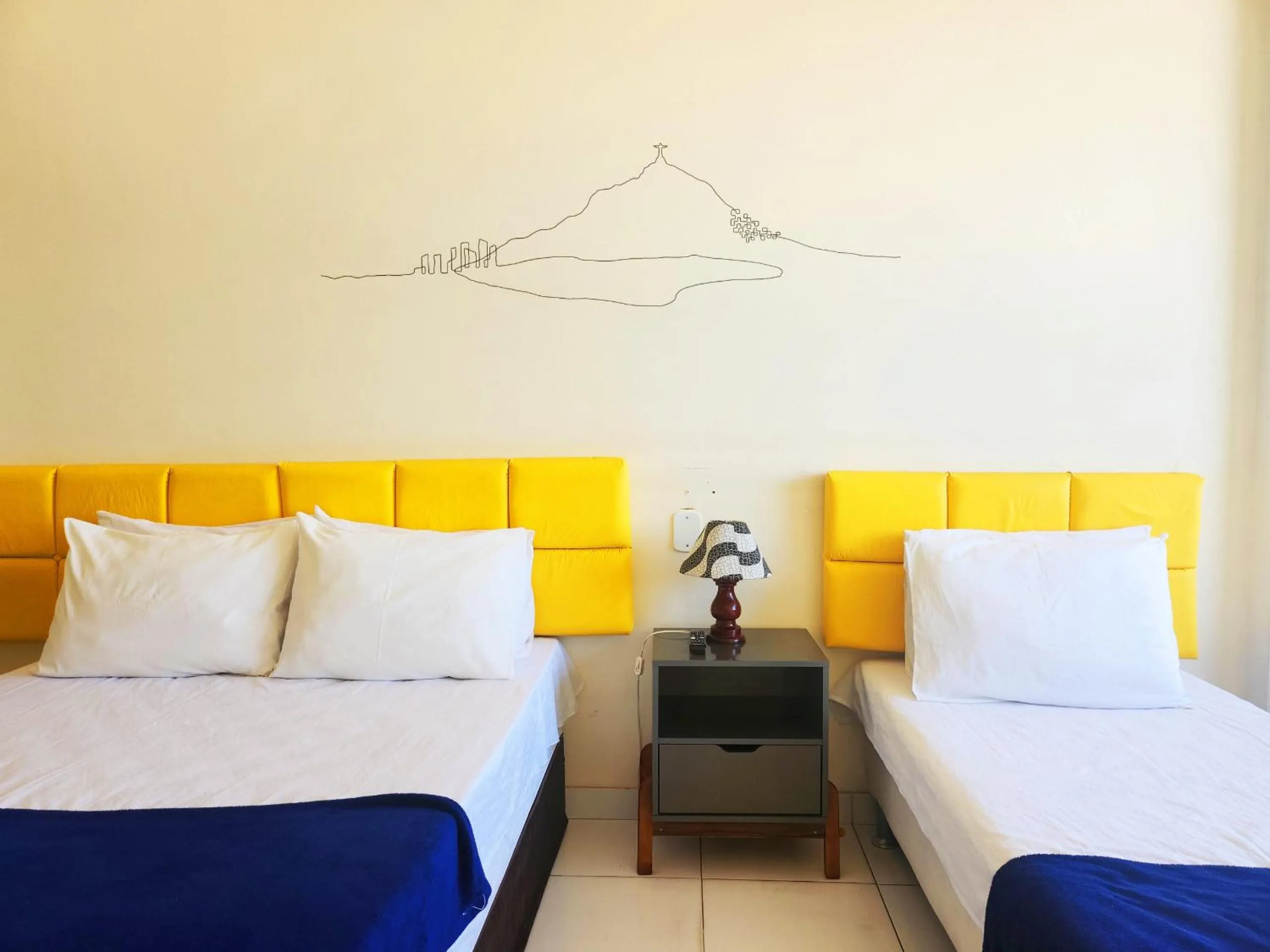 Bed in Charmoso Studio na Areia de Copacabana TC801