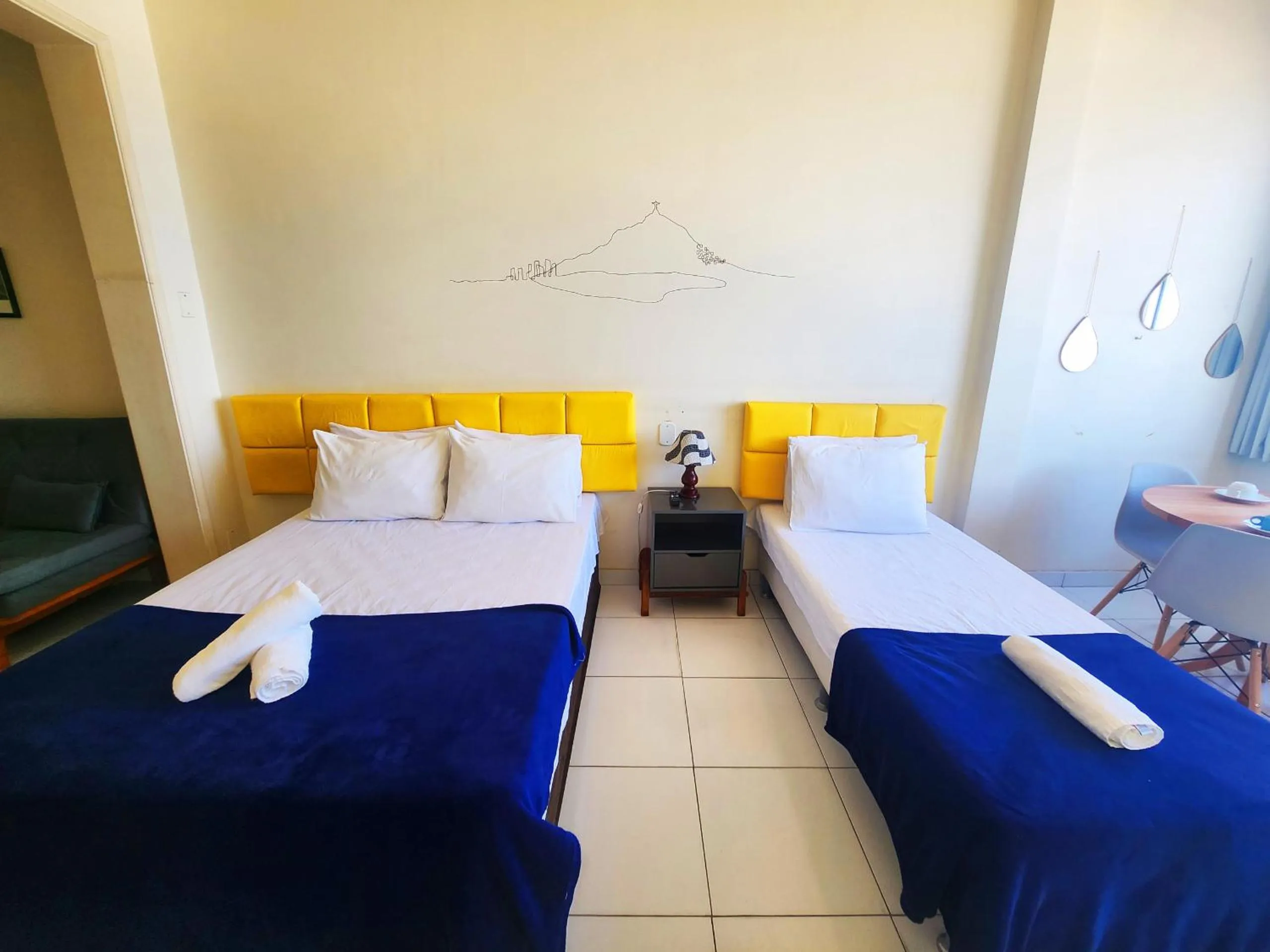 Bed in Charmoso Studio na Areia de Copacabana TC801