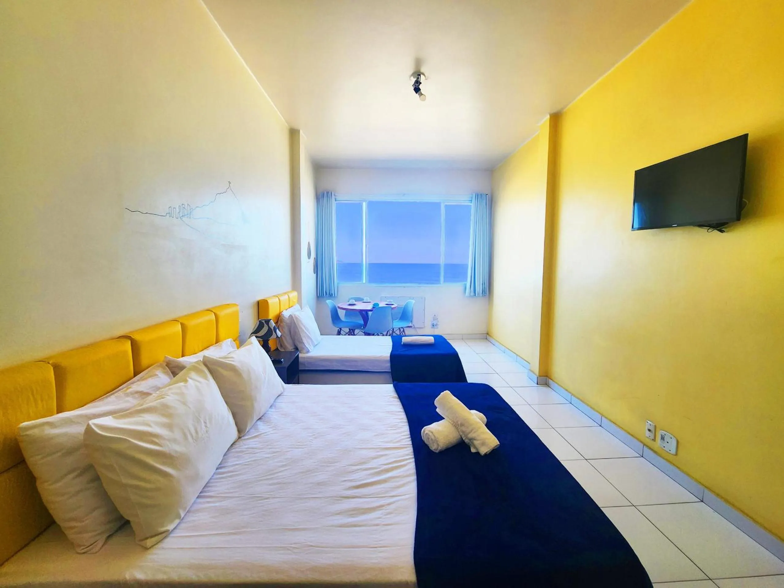 Bed in Charmoso Studio na Areia de Copacabana TC801