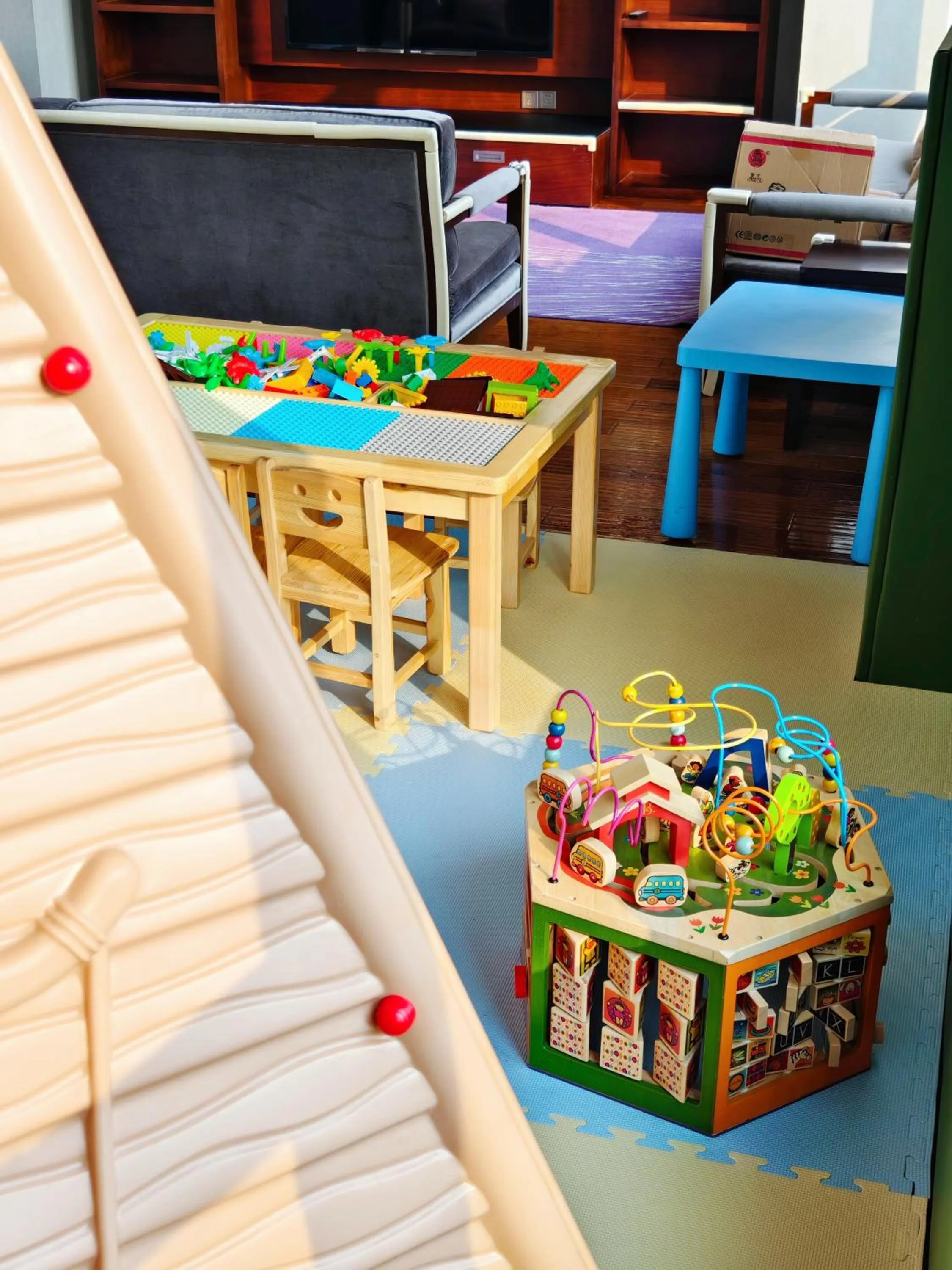 Children play ground in Ascott Raffles City Chengdu