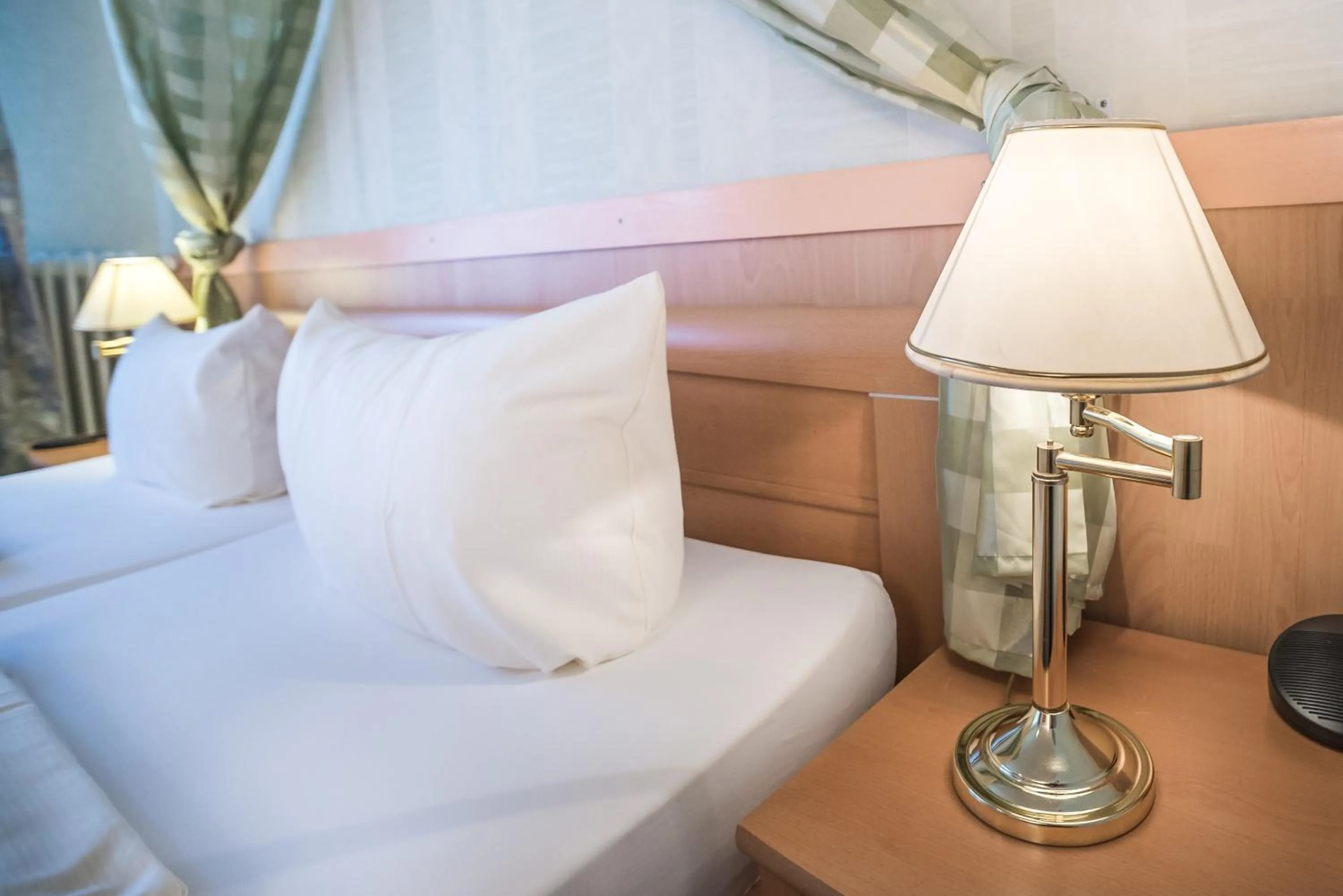 Bedroom, Bed in Hotel Burgblick