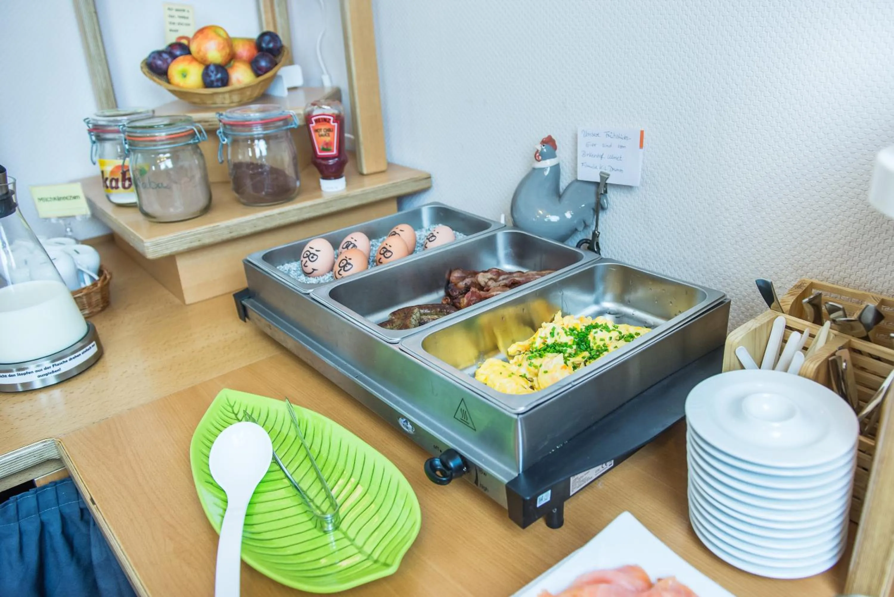 Buffet breakfast in Hotel Burgblick