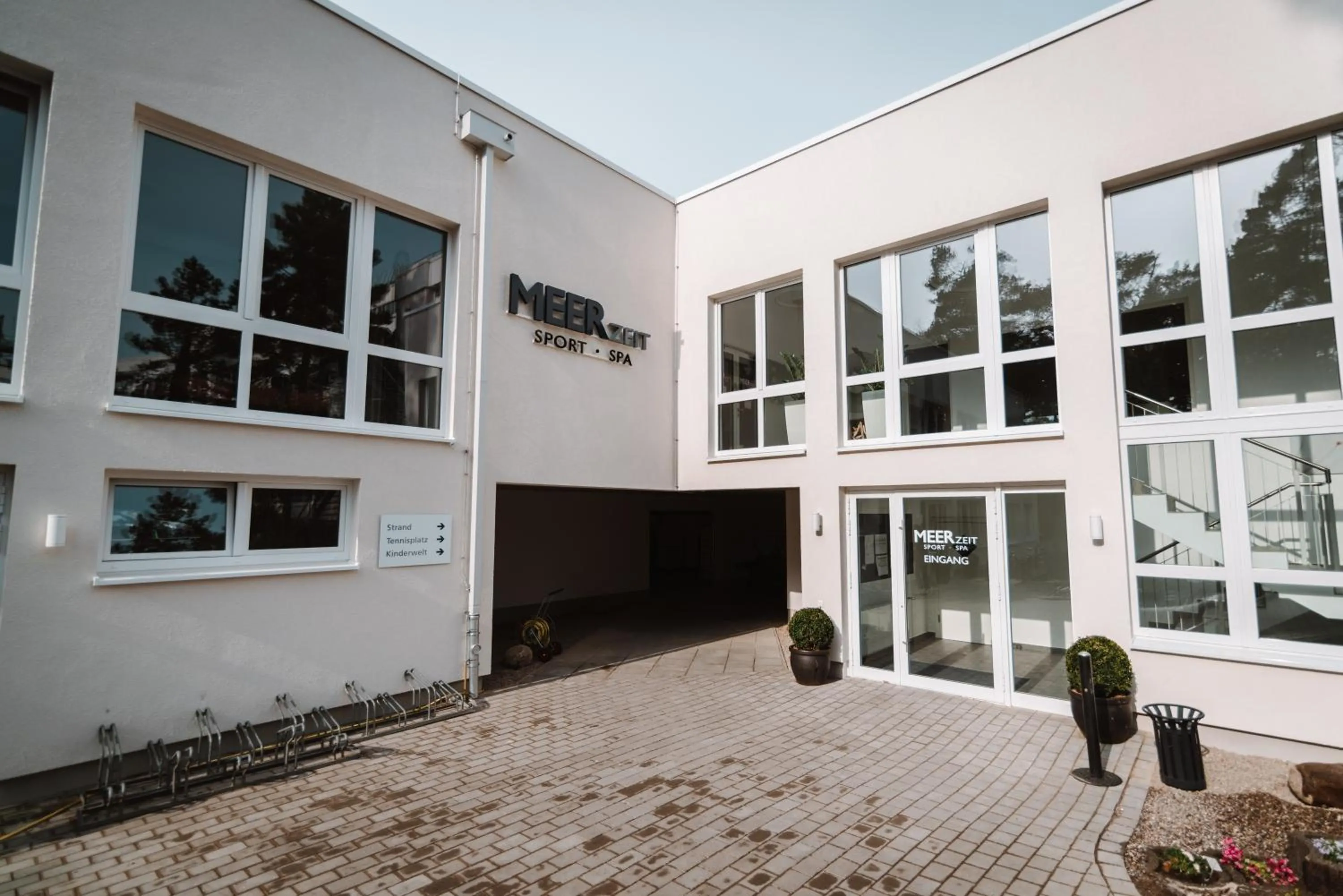 Property building in Strandhotel Fischland