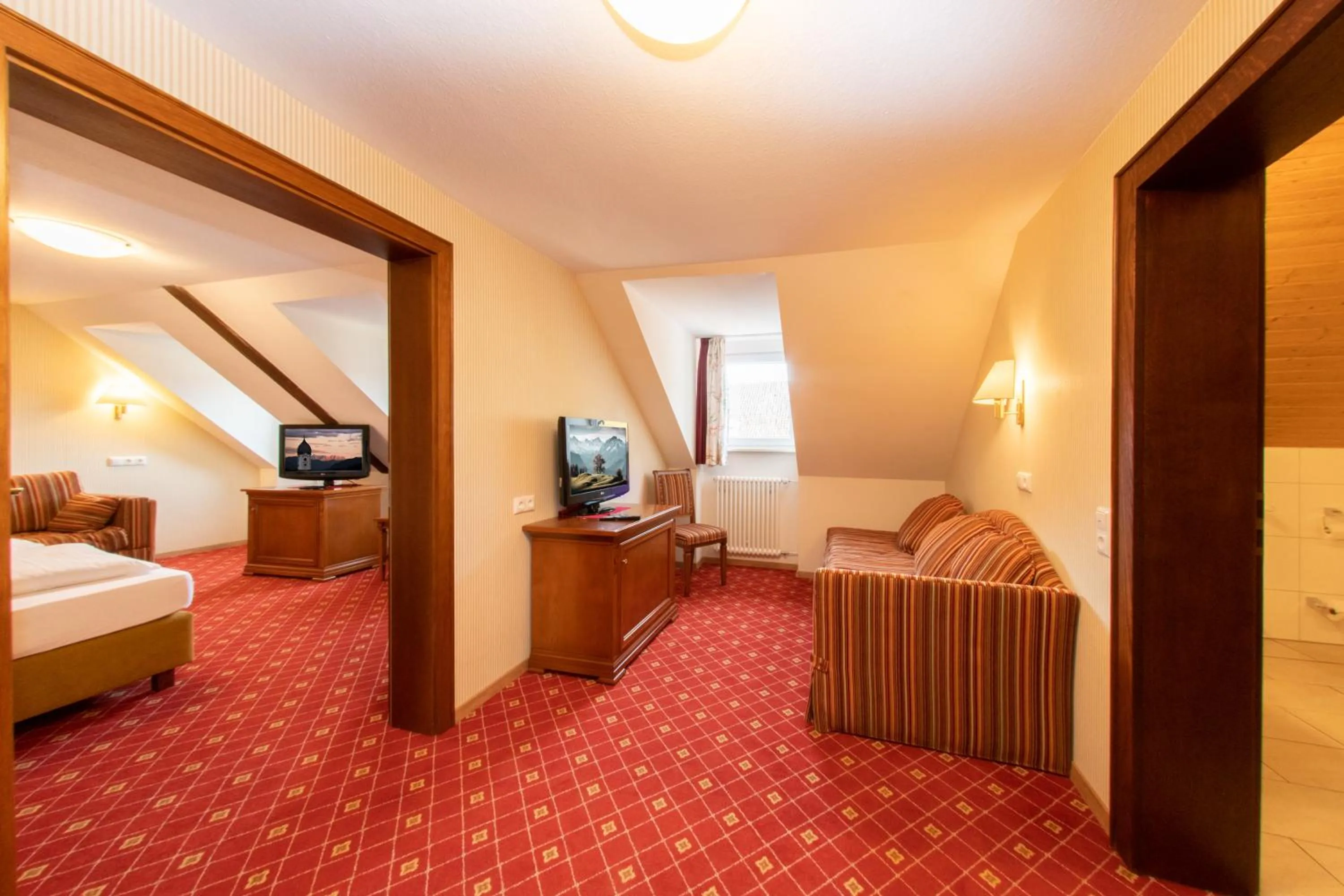 Photo of the whole room, Bed in Hotel Gasthof Post