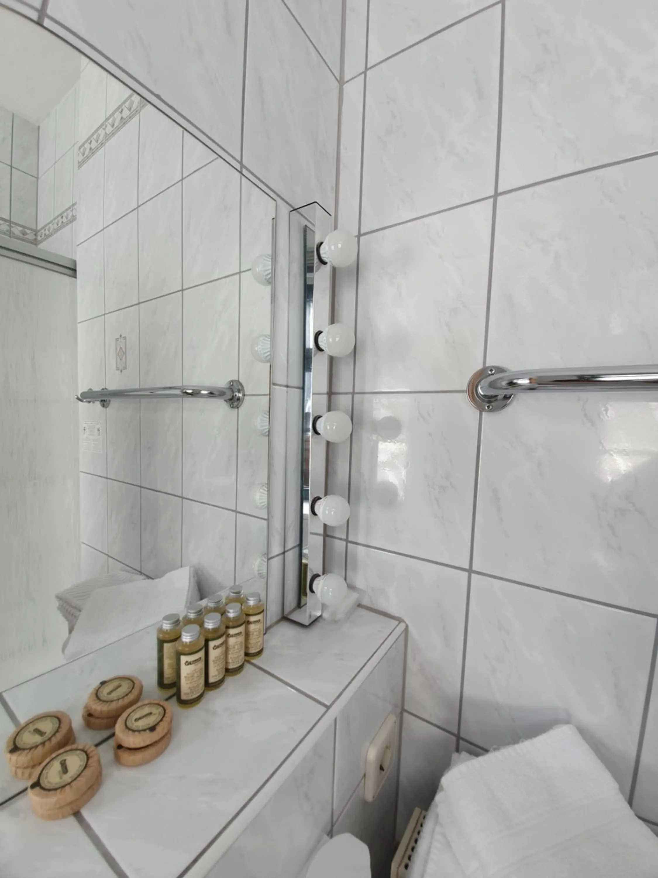 Shower in Hotel Stadt Olbernhau