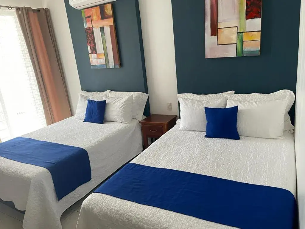 Twin Room in Hotel Real Villa Twin Room in Hotel Real Villa