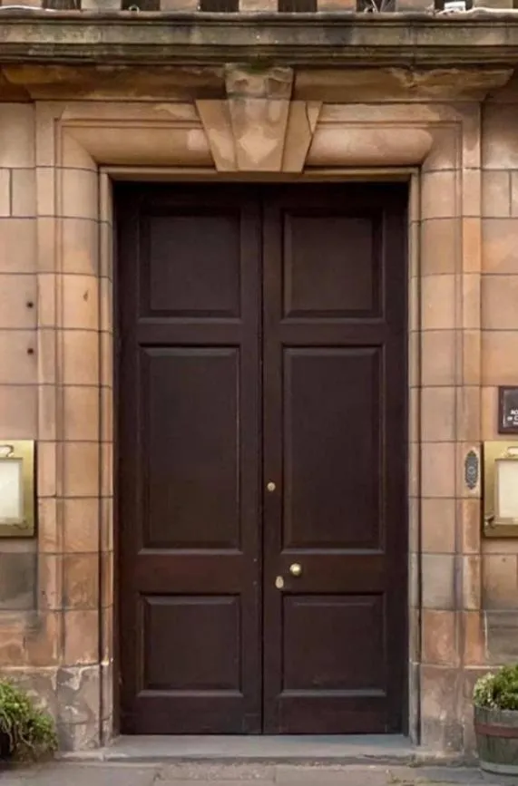 Facade/entrance in Argyll Arms Hotel