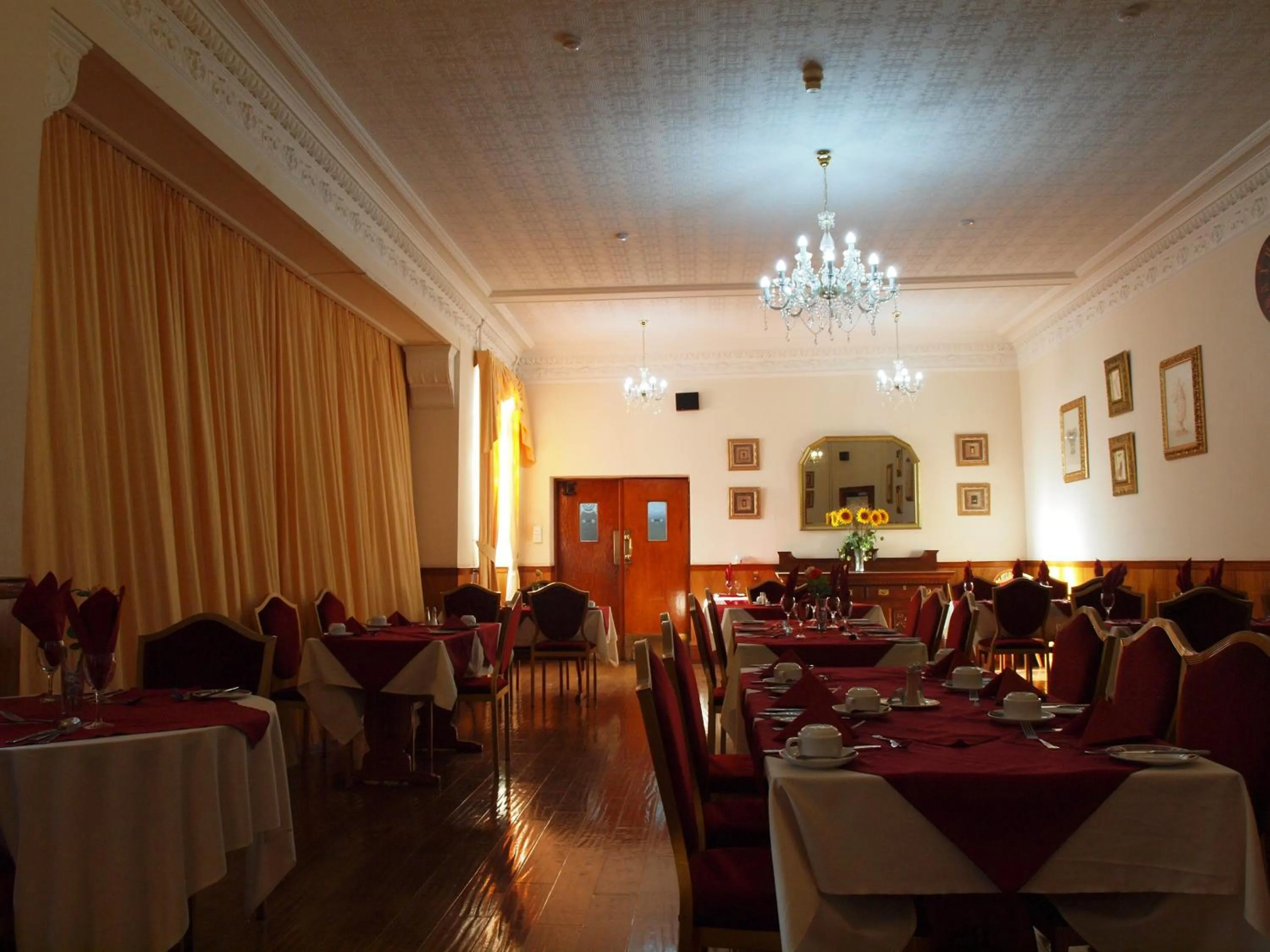 Restaurant/places to eat in Argyll Arms Hotel