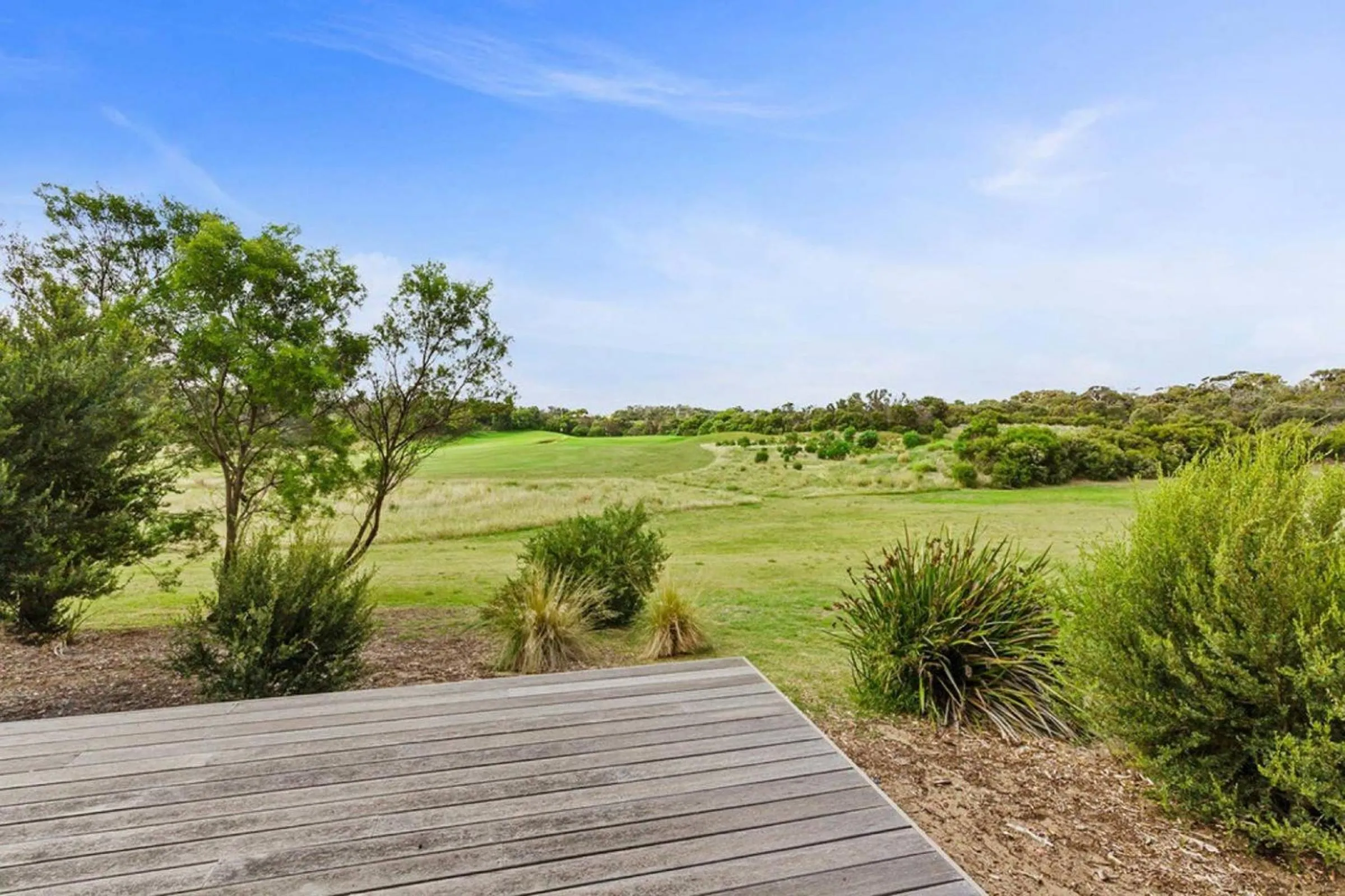 Natural landscape in DREW Golfers Delight close to St Andrews Beach