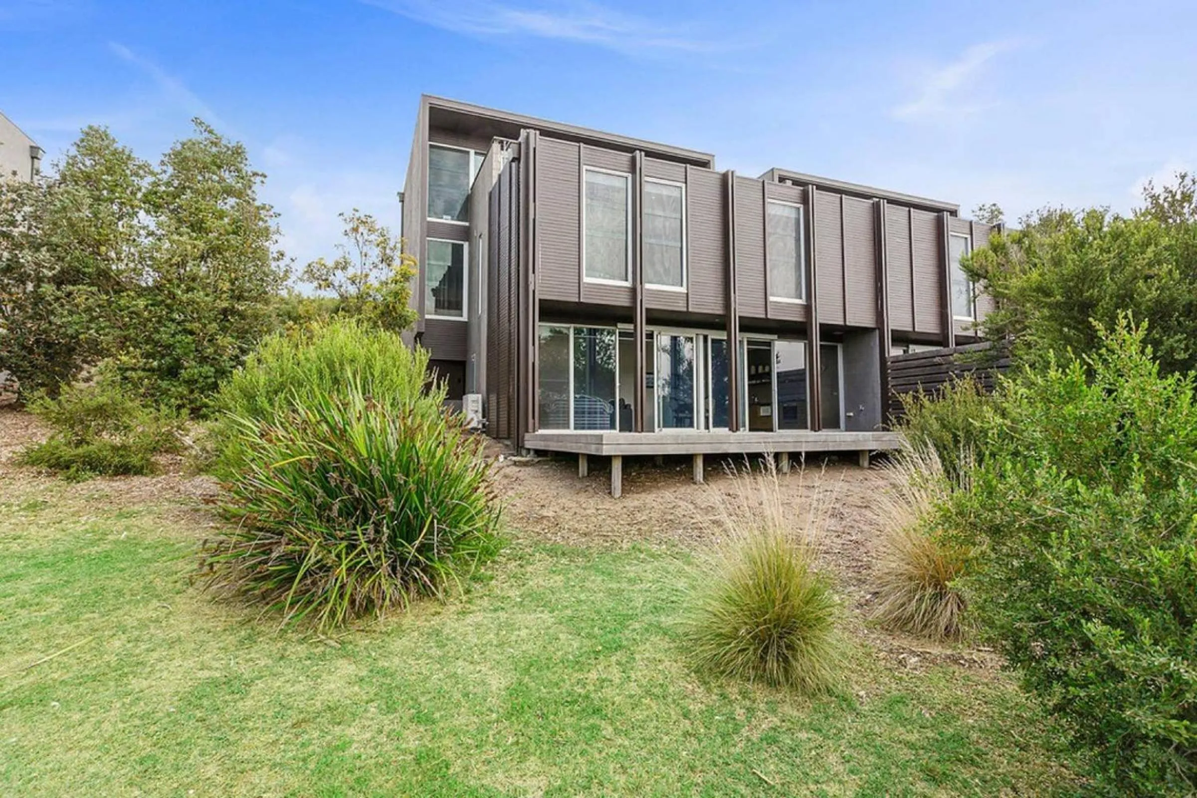 Property building in DREW Golfers Delight close to St Andrews Beach