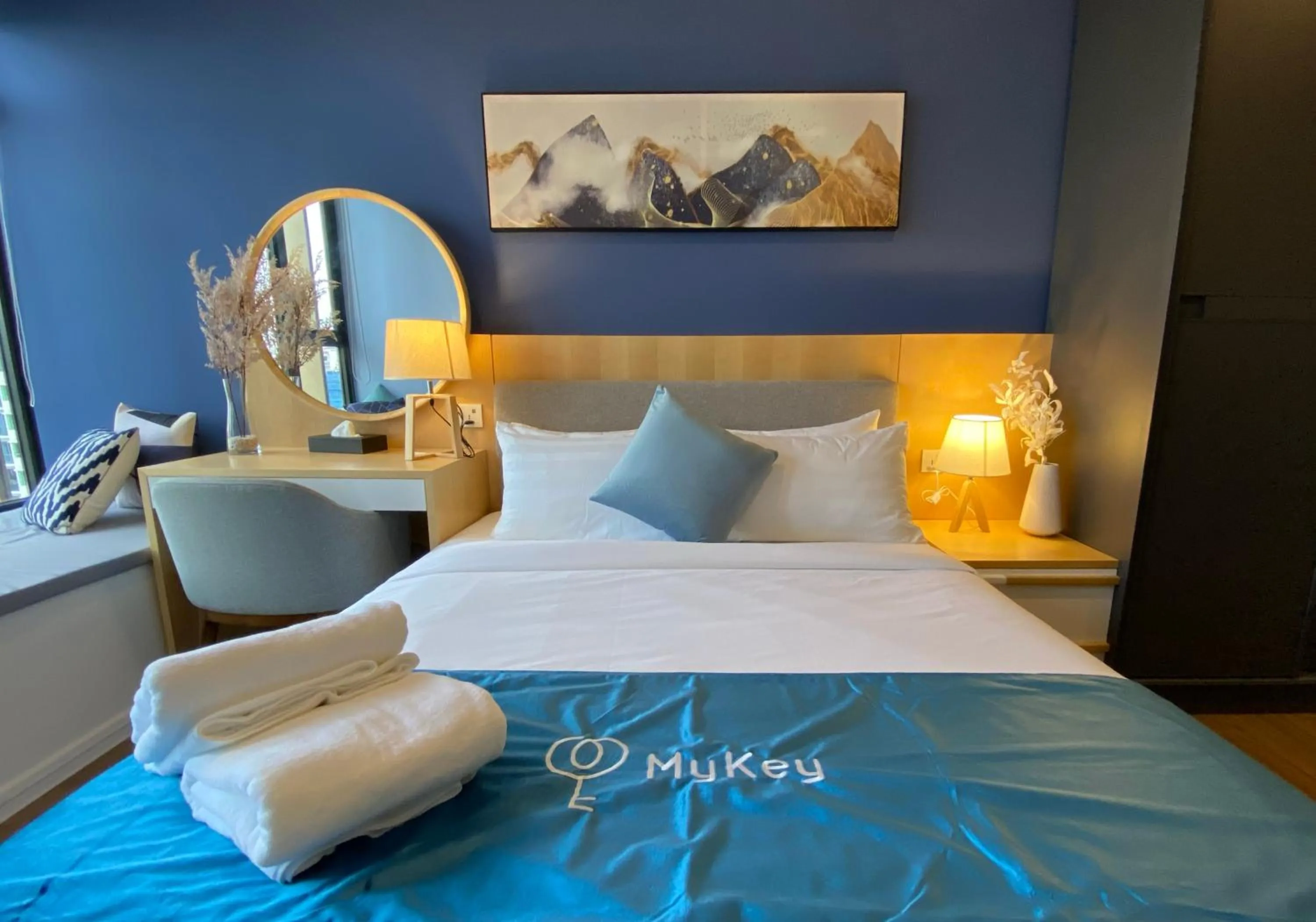 Bed in Ceylonz Seasonal Suites