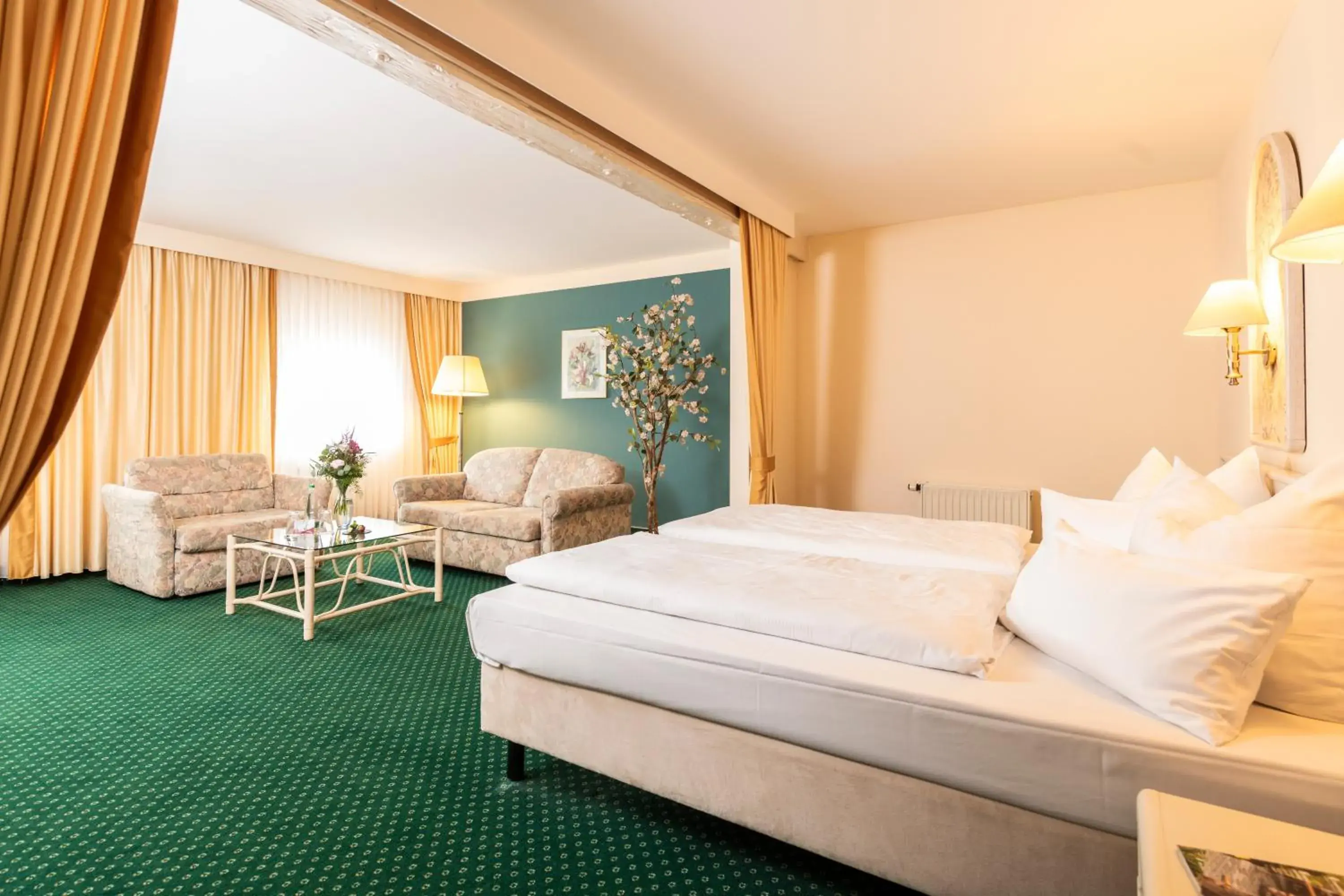 Junior Suite in Arvena Reichsstadt Hotel Junior Suite in Arvena Reichsstadt Hotel