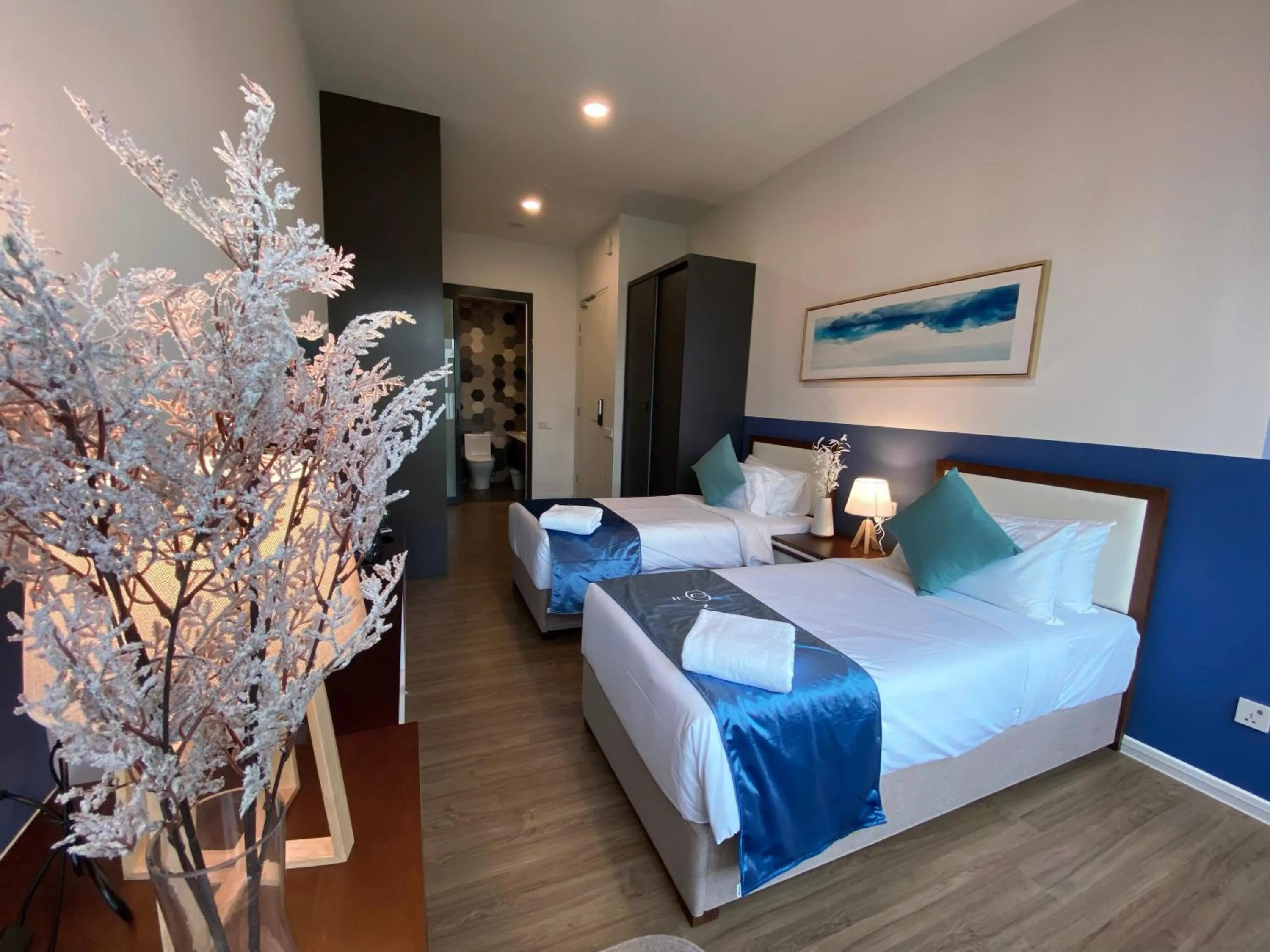 Photo of the whole room, Bed in Ceylonz Starlight Suites Bukit Bintang