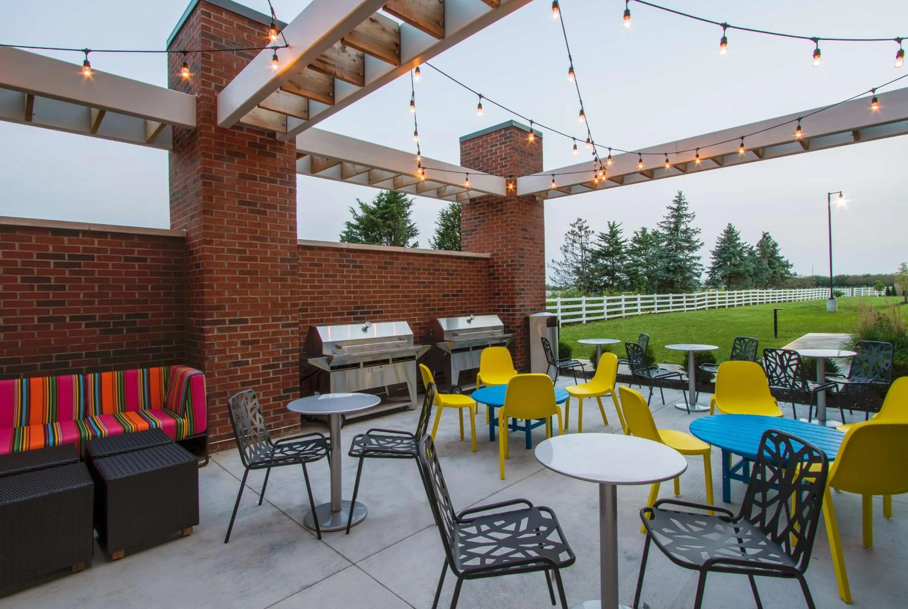 Patio in Home2 Suites By Hilton Grove City Columbus