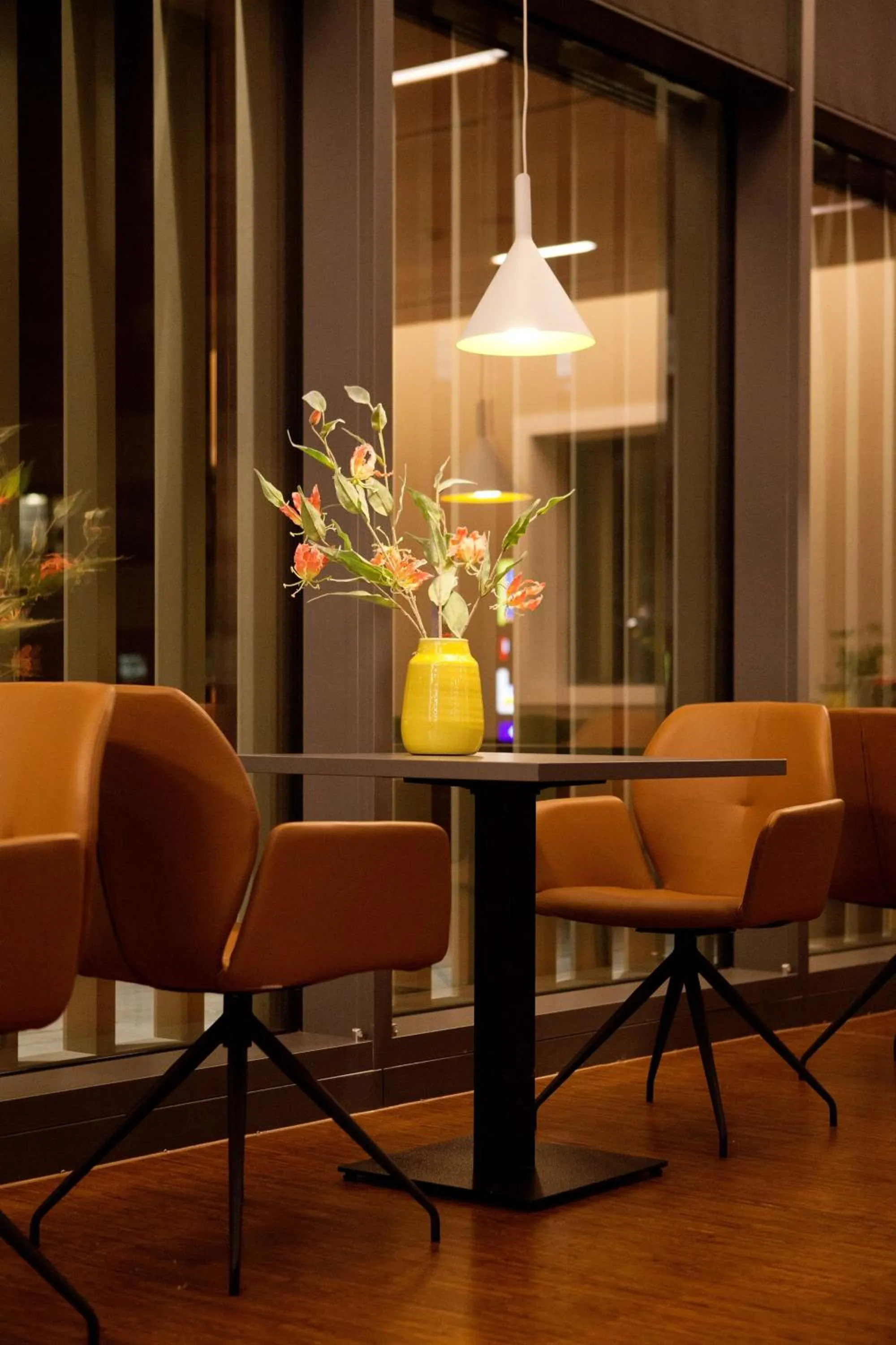 Restaurant/places to eat in Hampton By Hilton Munich City Center East