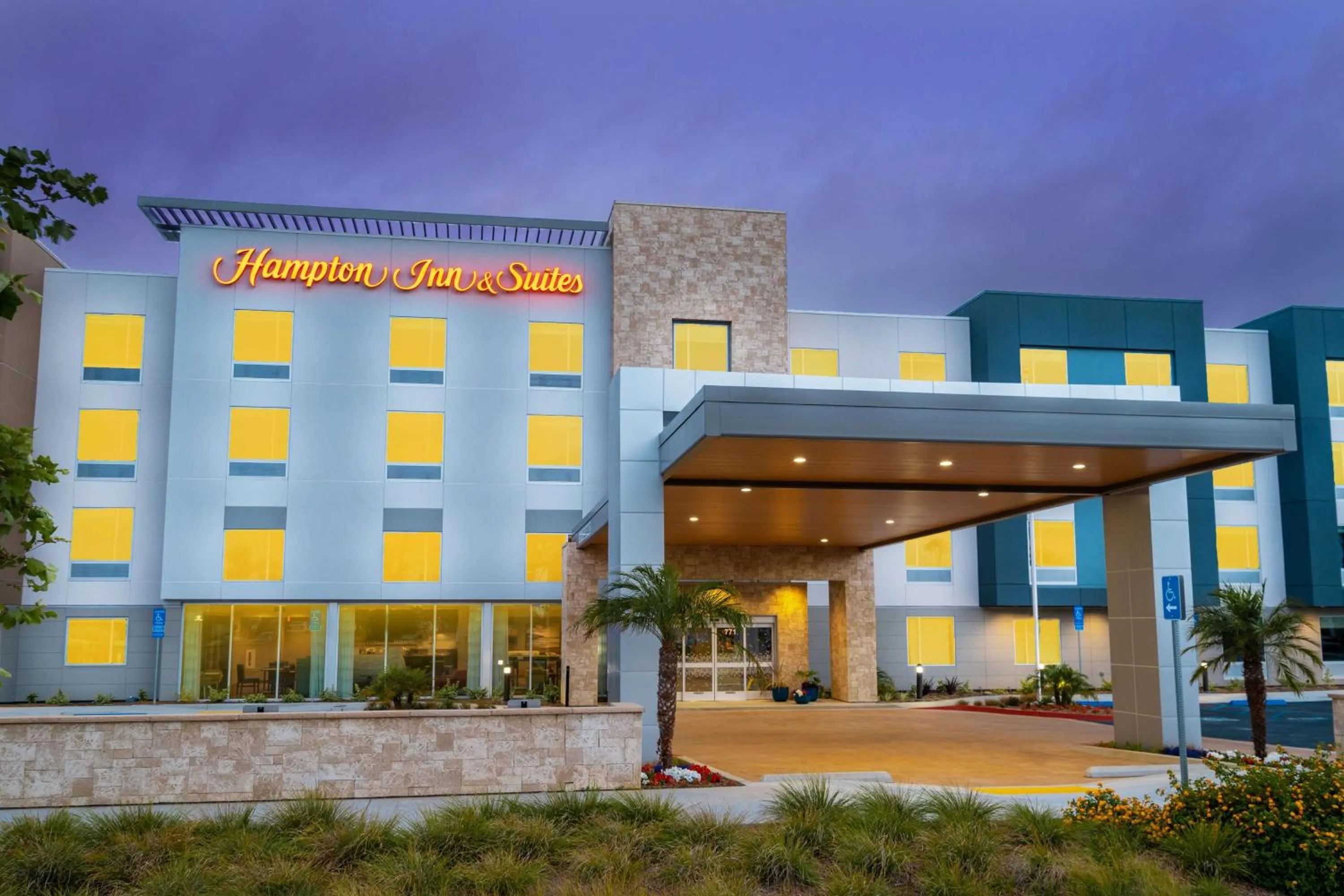 Property building in Hampton Inn & Suites Imperial Beach San Diego, Ca