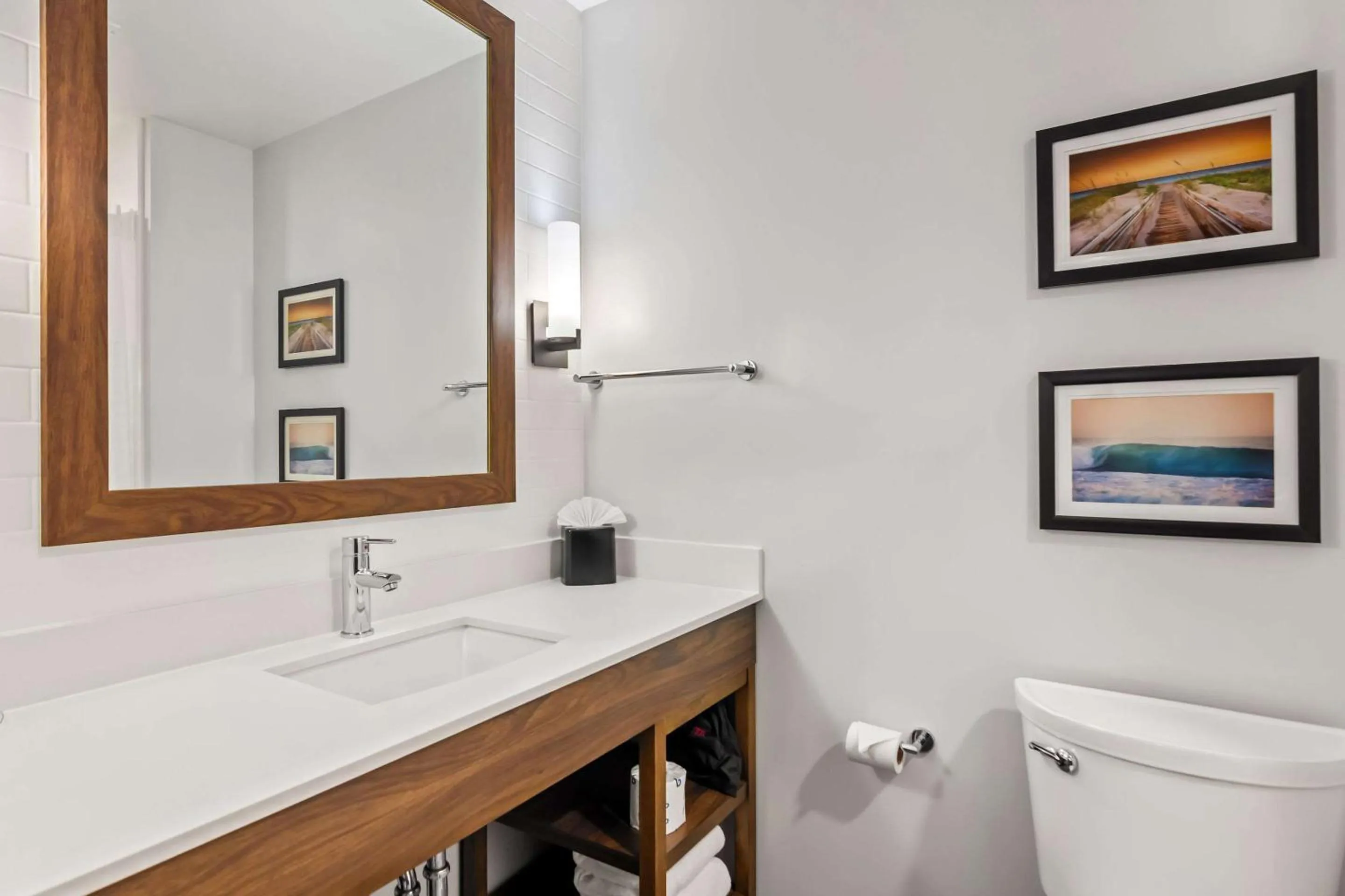 Bedroom in Comfort Suites Stuart-Hutchinson Island