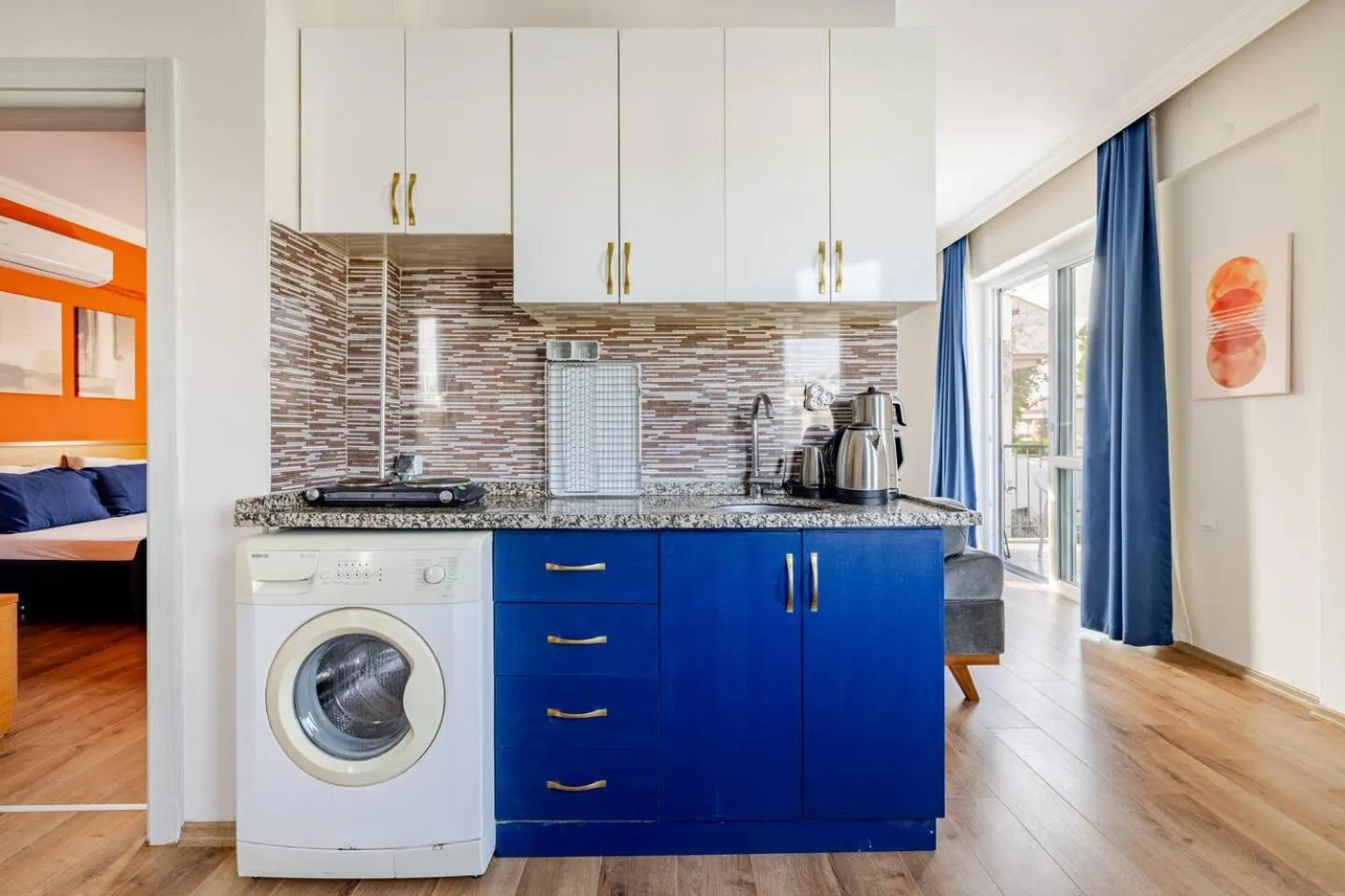 Kitchen or kitchenette in Nehir Apart Hotel