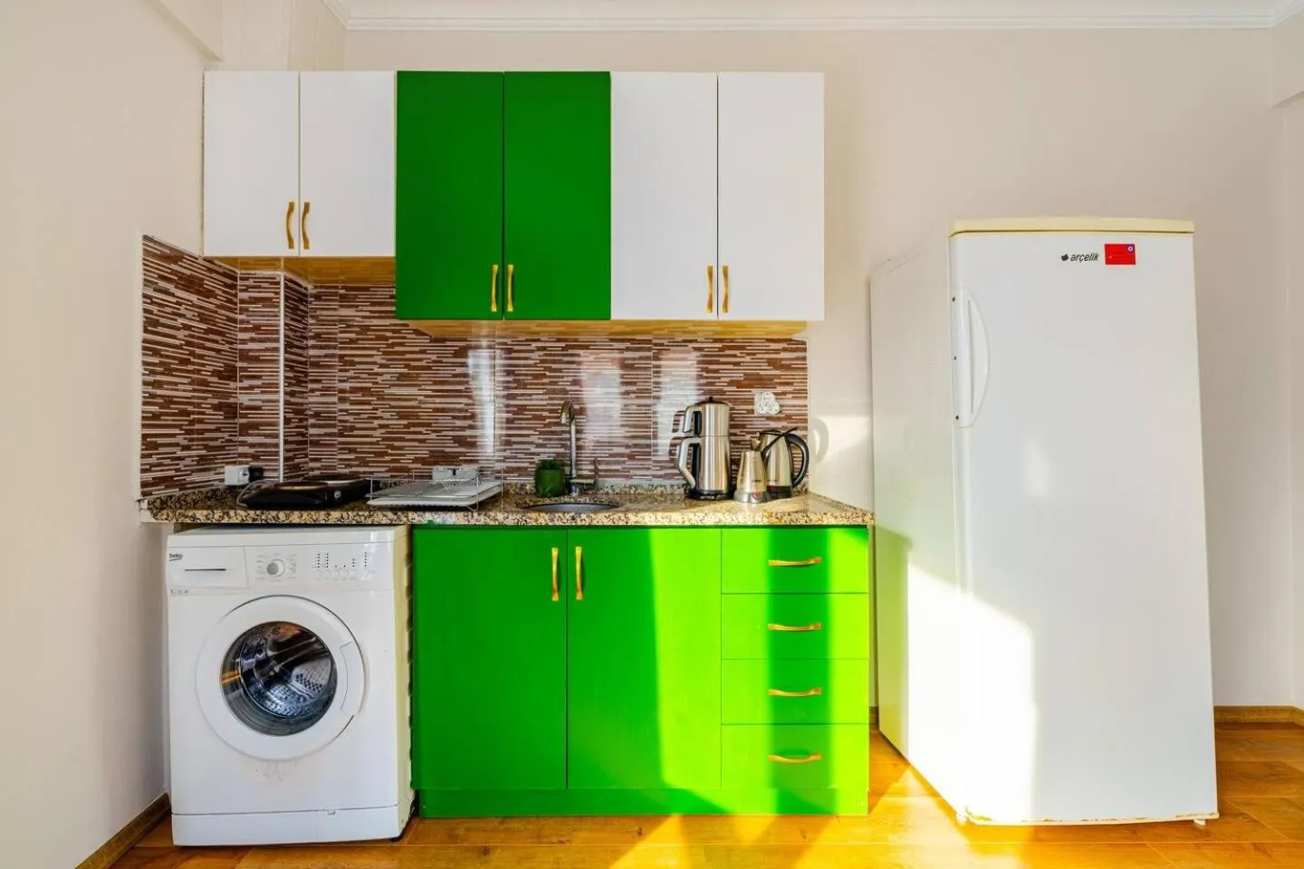 Kitchen or kitchenette in Nehir Apart Hotel