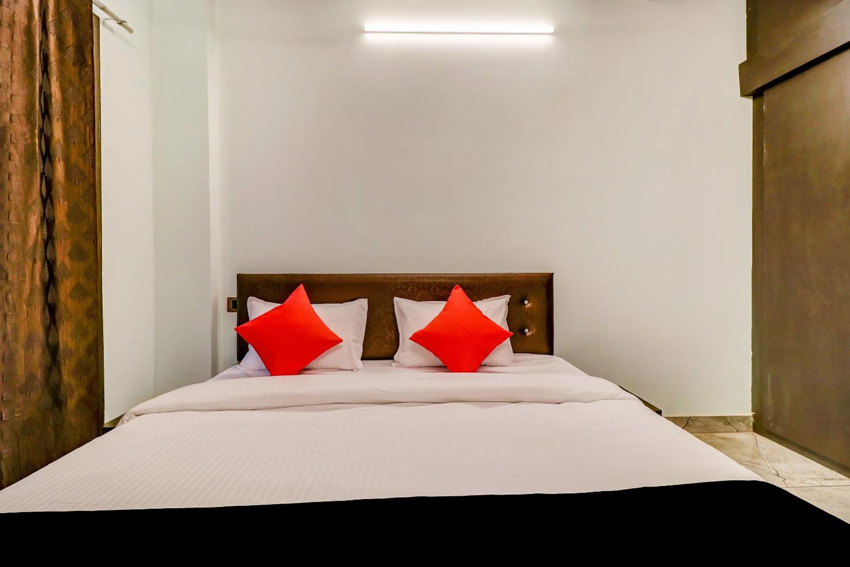 Bedroom, Bed in Hotel O CROWN PACIFIC