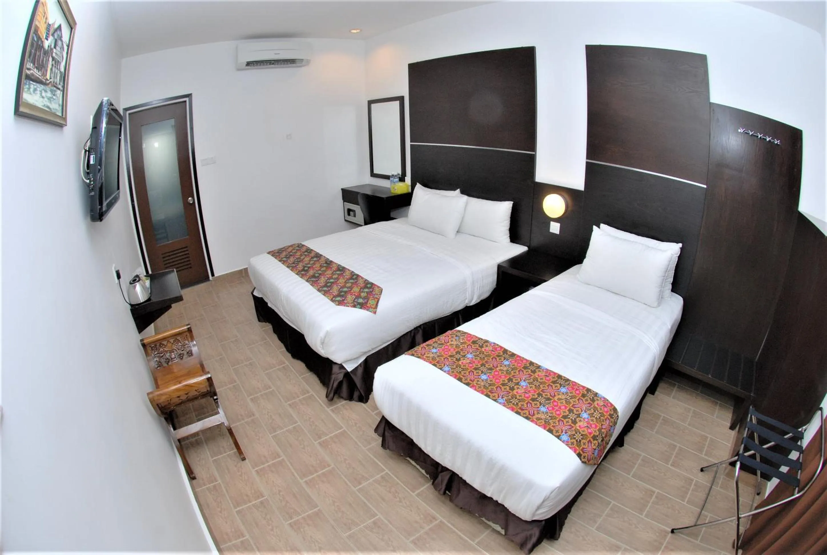 Bed in Sipadan Inn 2