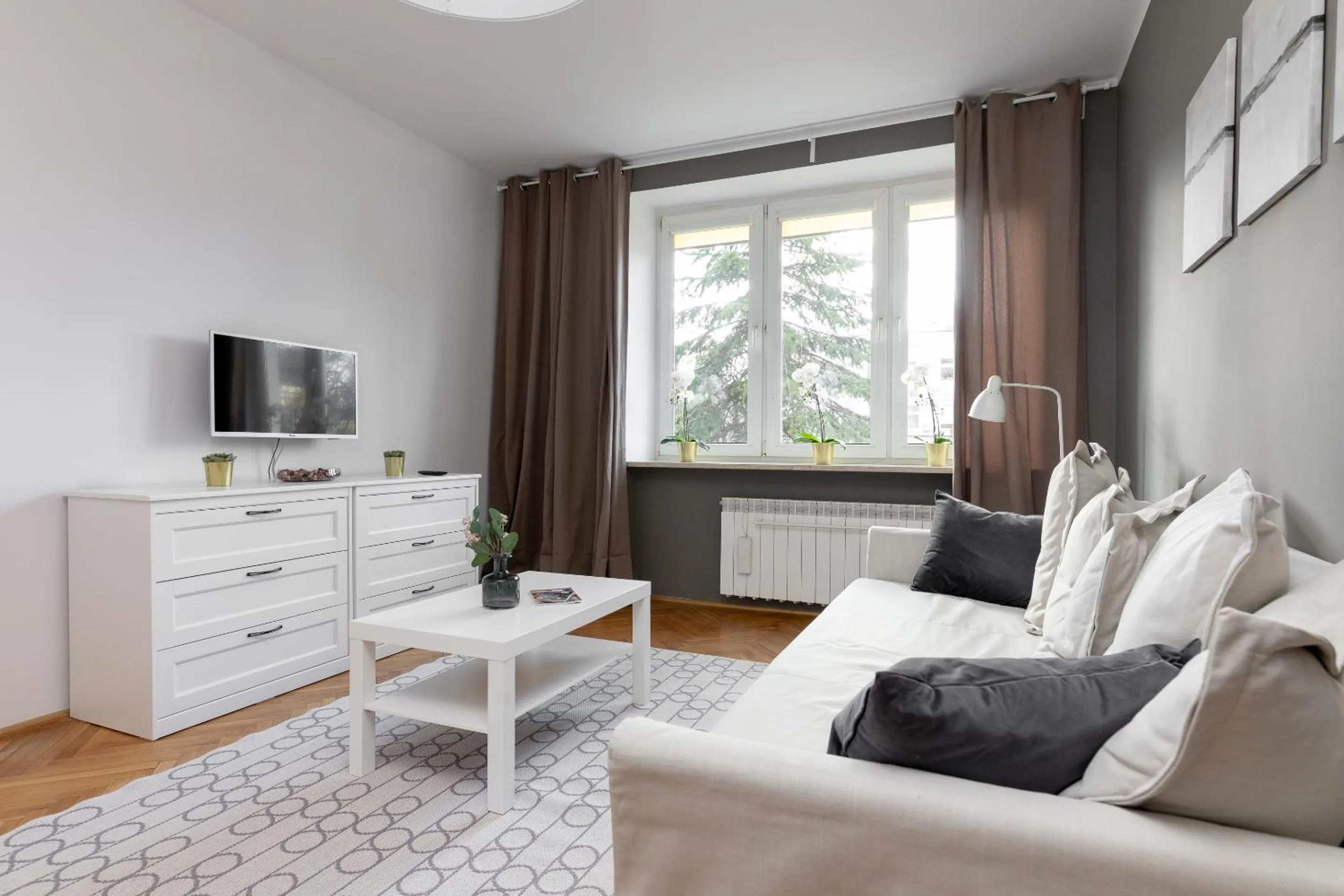 Saska Kępa Modern Apartment by BookingHost