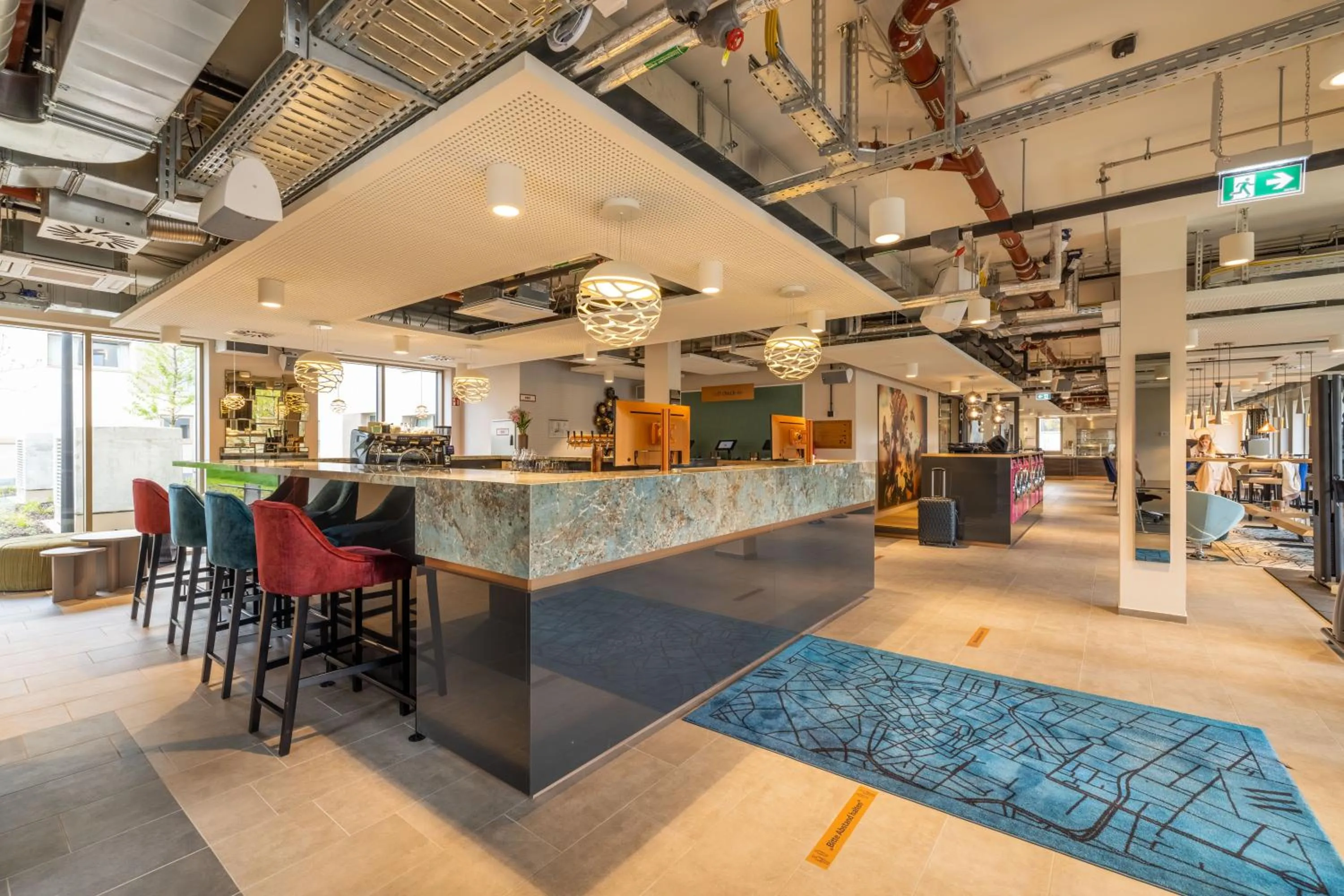 Restaurant/places to eat in MASEVEN München Messe Trudering