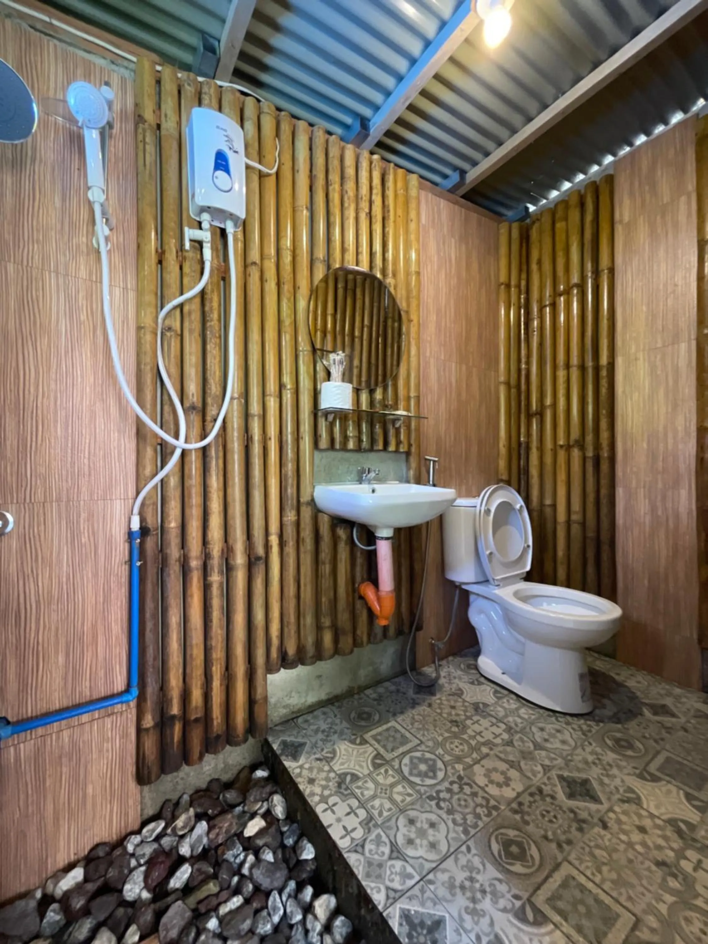 Shower in La Vie Adventure Trails