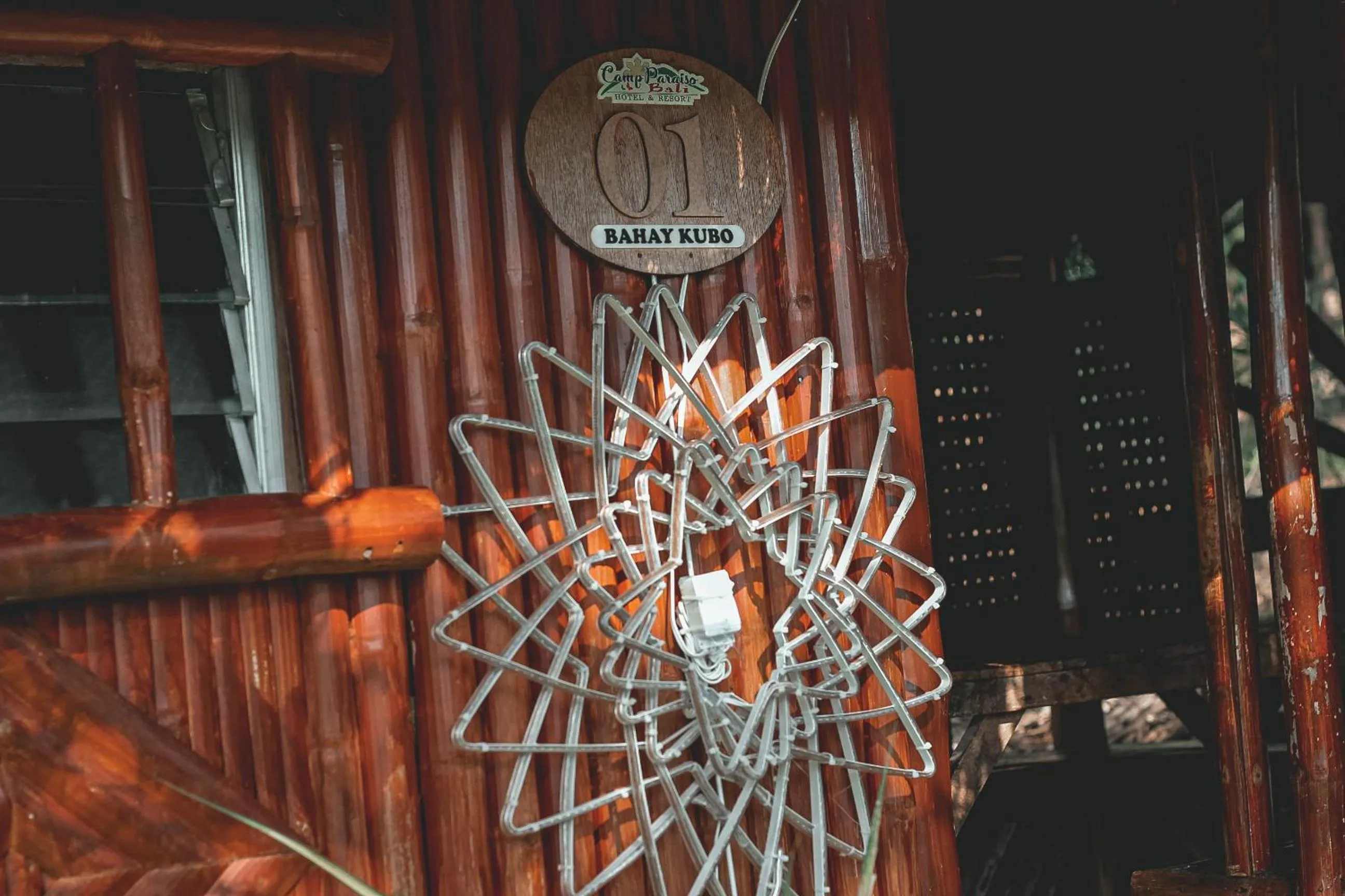 Decorative detail in La Vie Adventure Trails