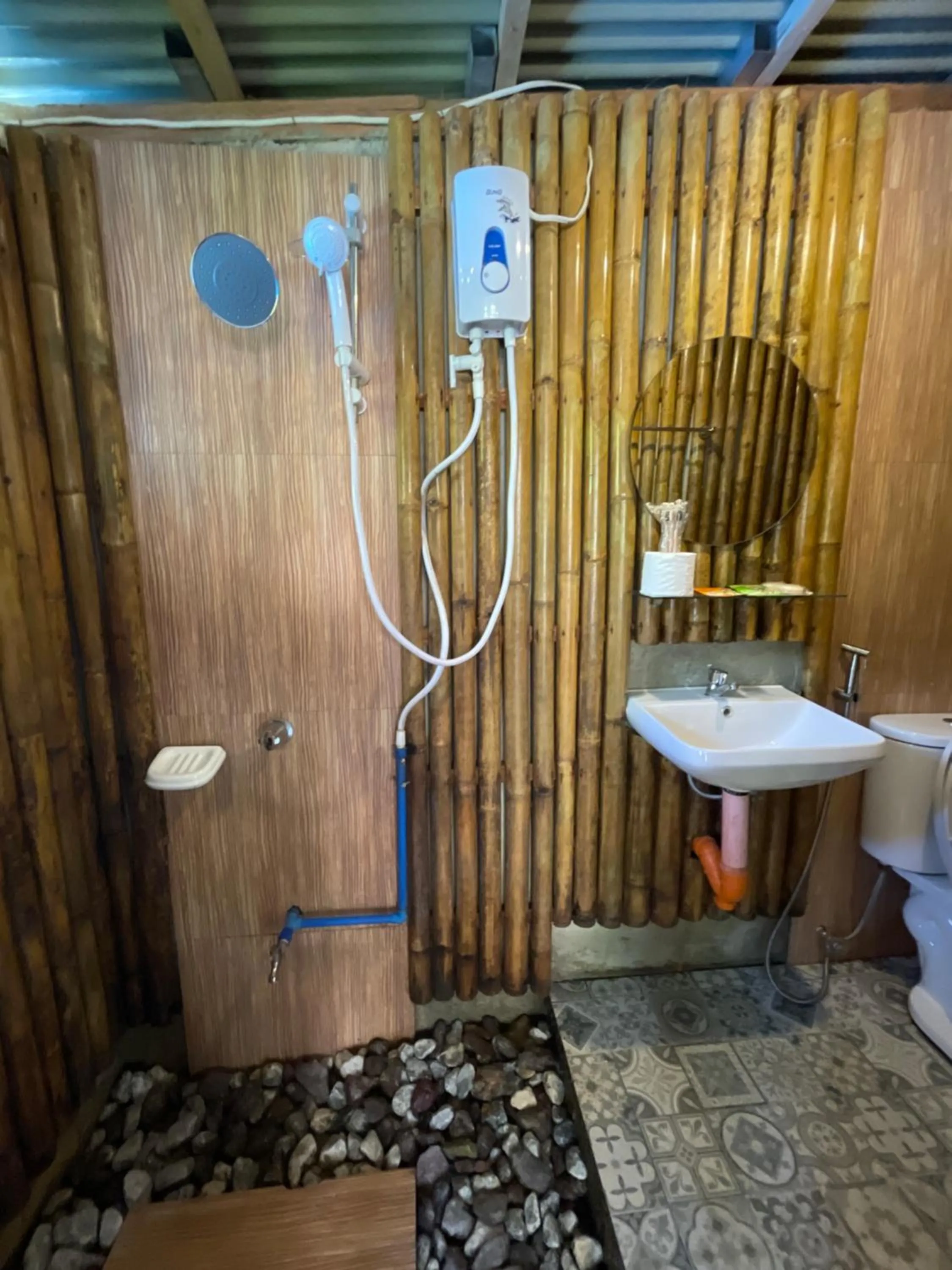 Shower in La Vie Adventure Trails