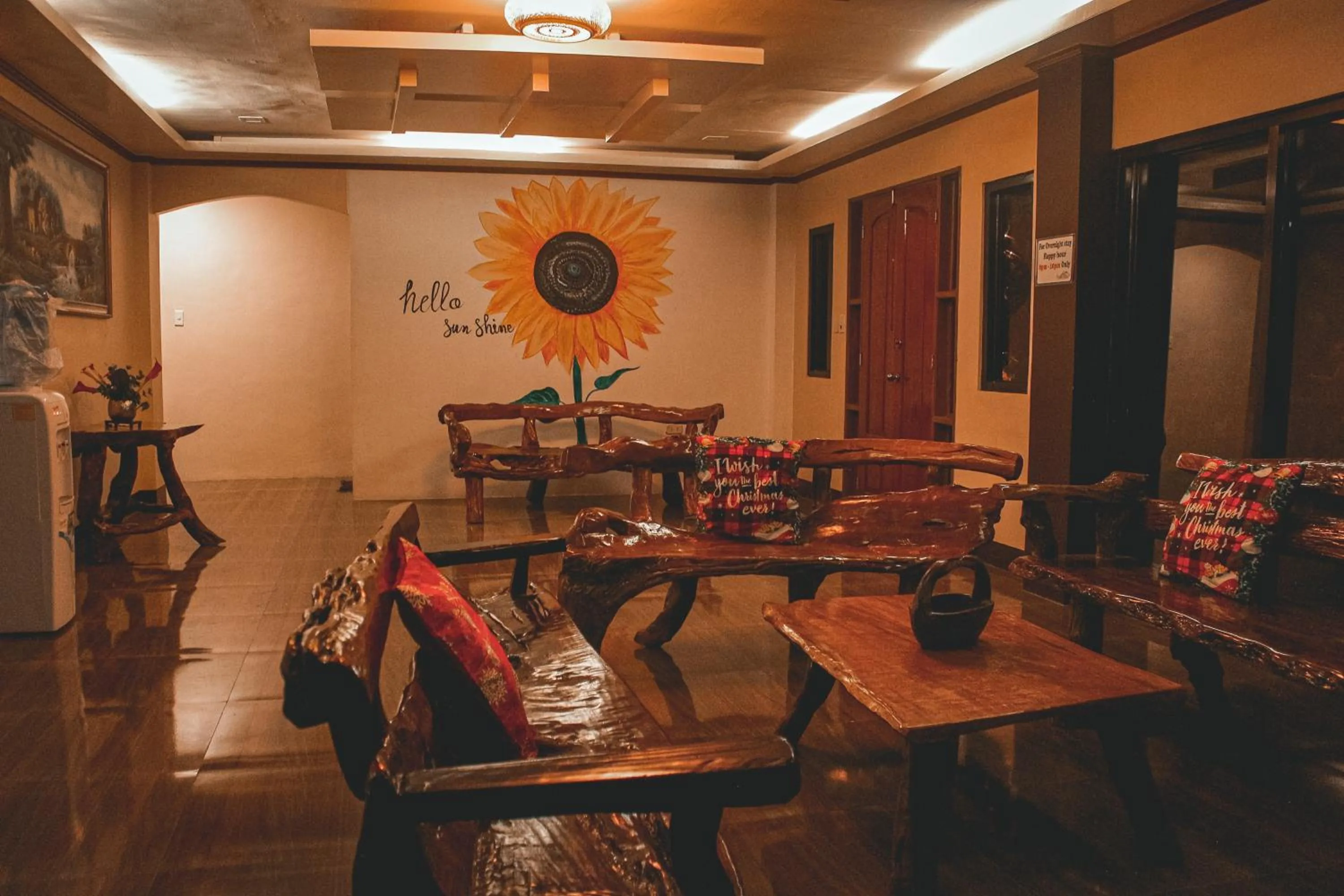 Living room in La Vie Adventure Trails