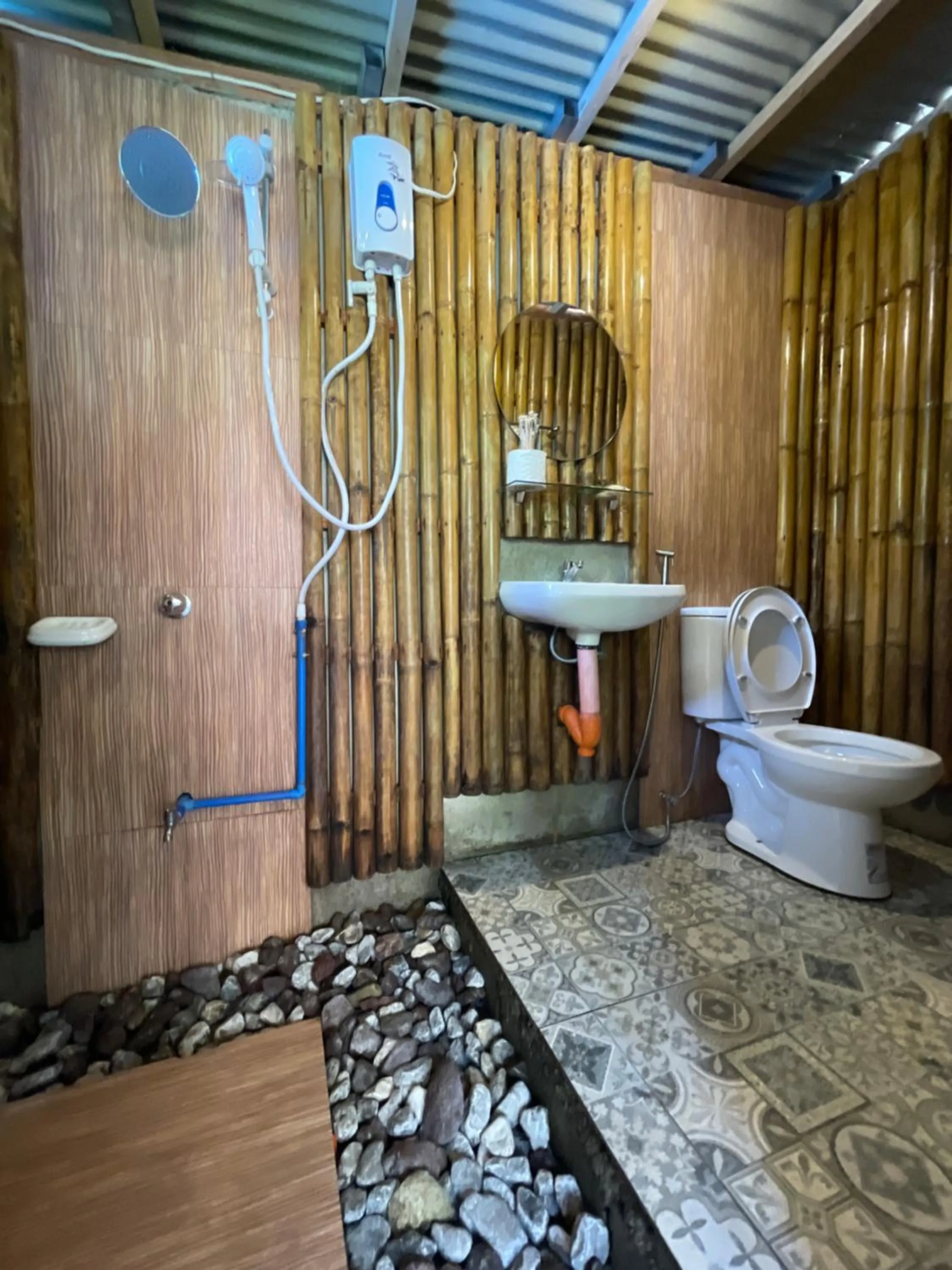 Shower in La Vie Adventure Trails