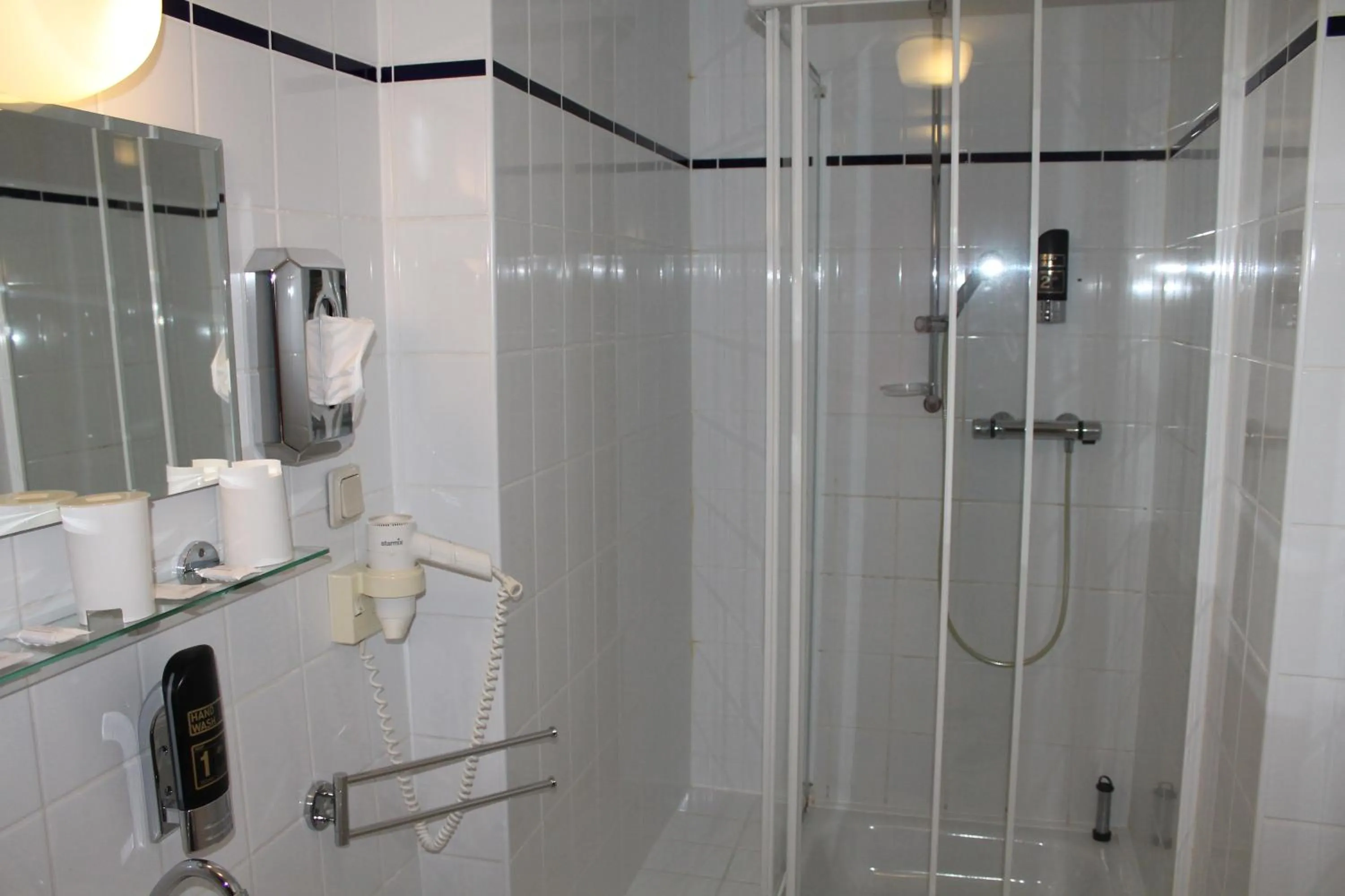 Bathroom in La Rustica Altstadthotel