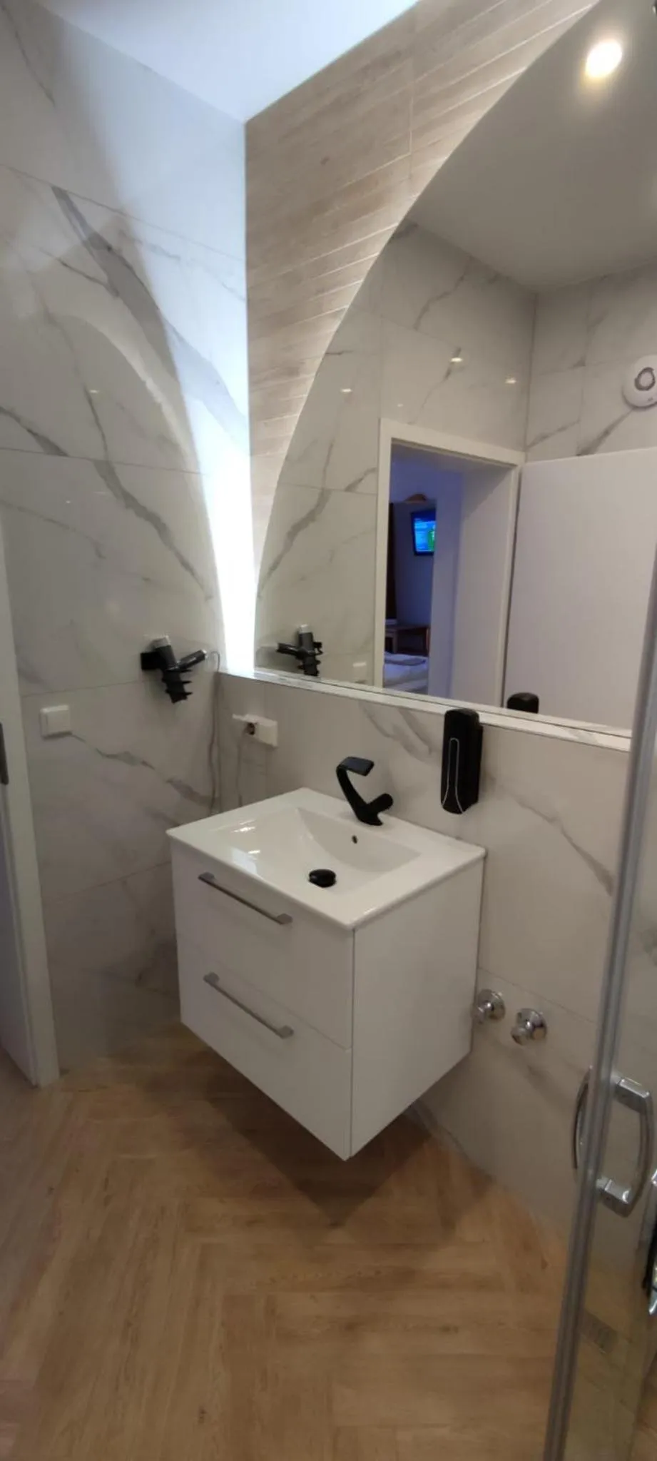 Bathroom in La Rustica Altstadthotel