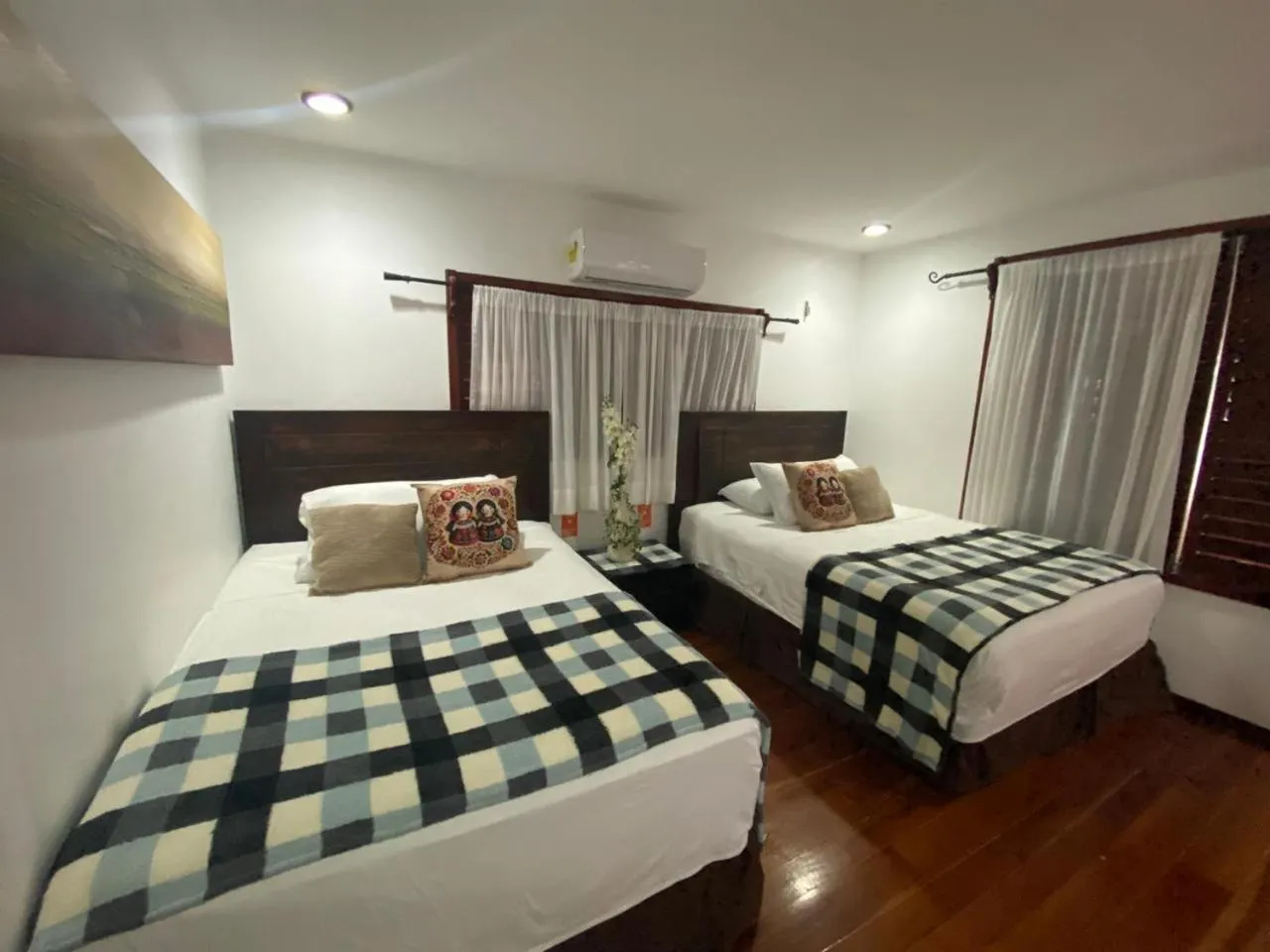 Photo of the whole room, Bed in Coras Place Bacalar Lagoon front