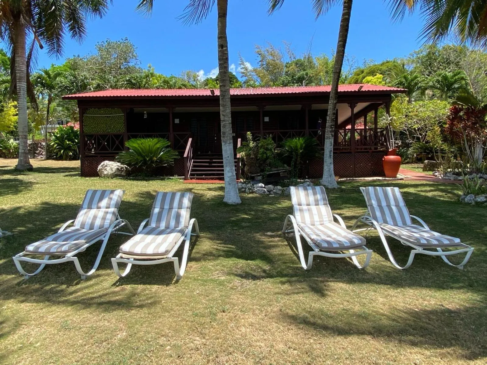 Lake view in Coras Place Bacalar Lagoon front