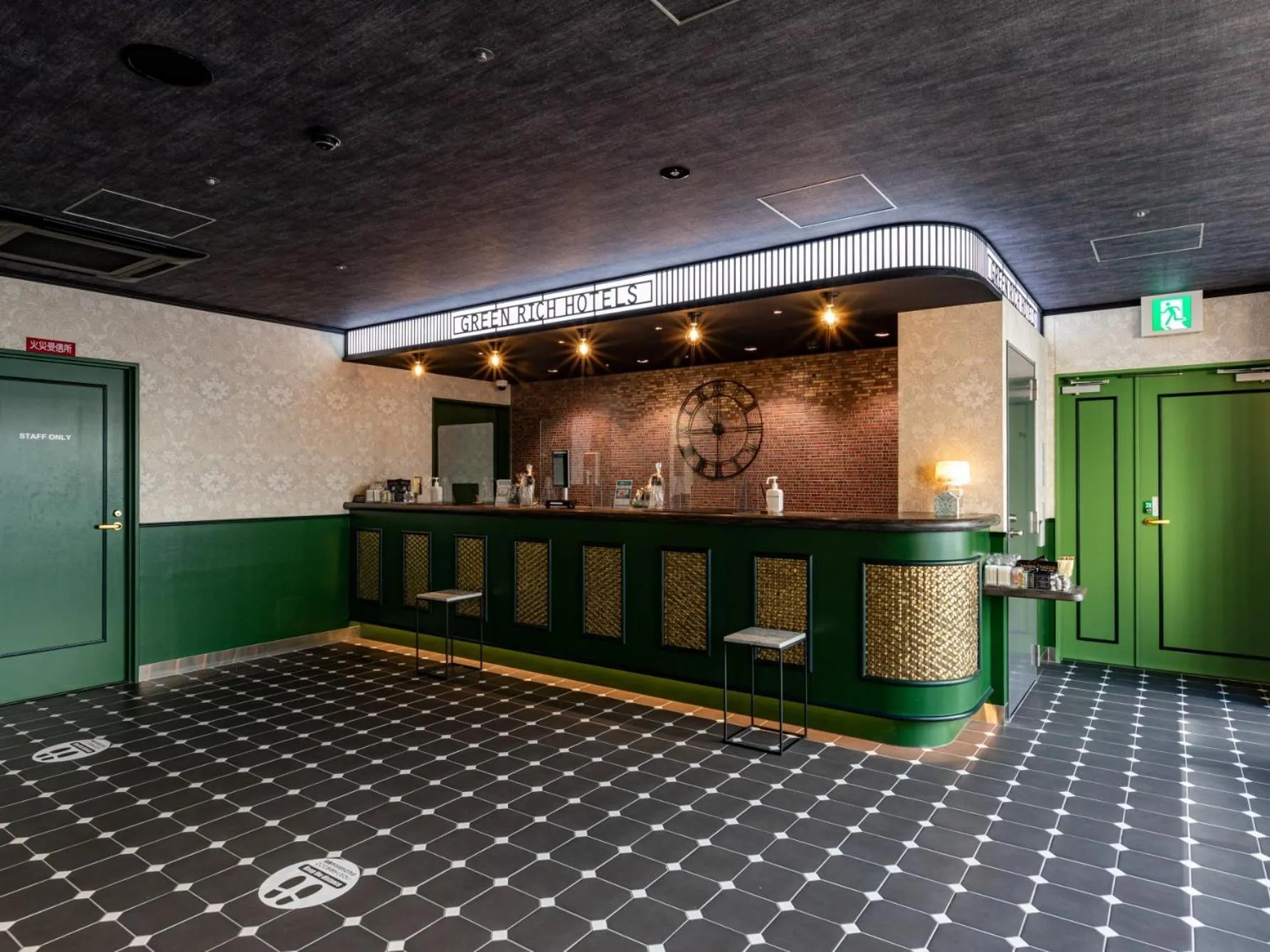 Lobby or reception in Green Rich Hotel Kobe Sannomiya (Artificial hot spring Futamata Yunohana)