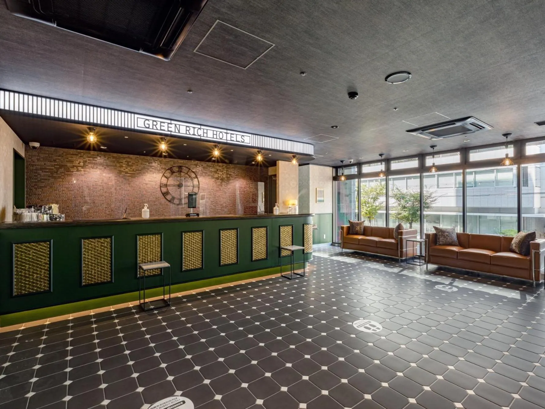 Lobby or reception in Green Rich Hotel Kobe Sannomiya (Artificial hot spring Futamata Yunohana)