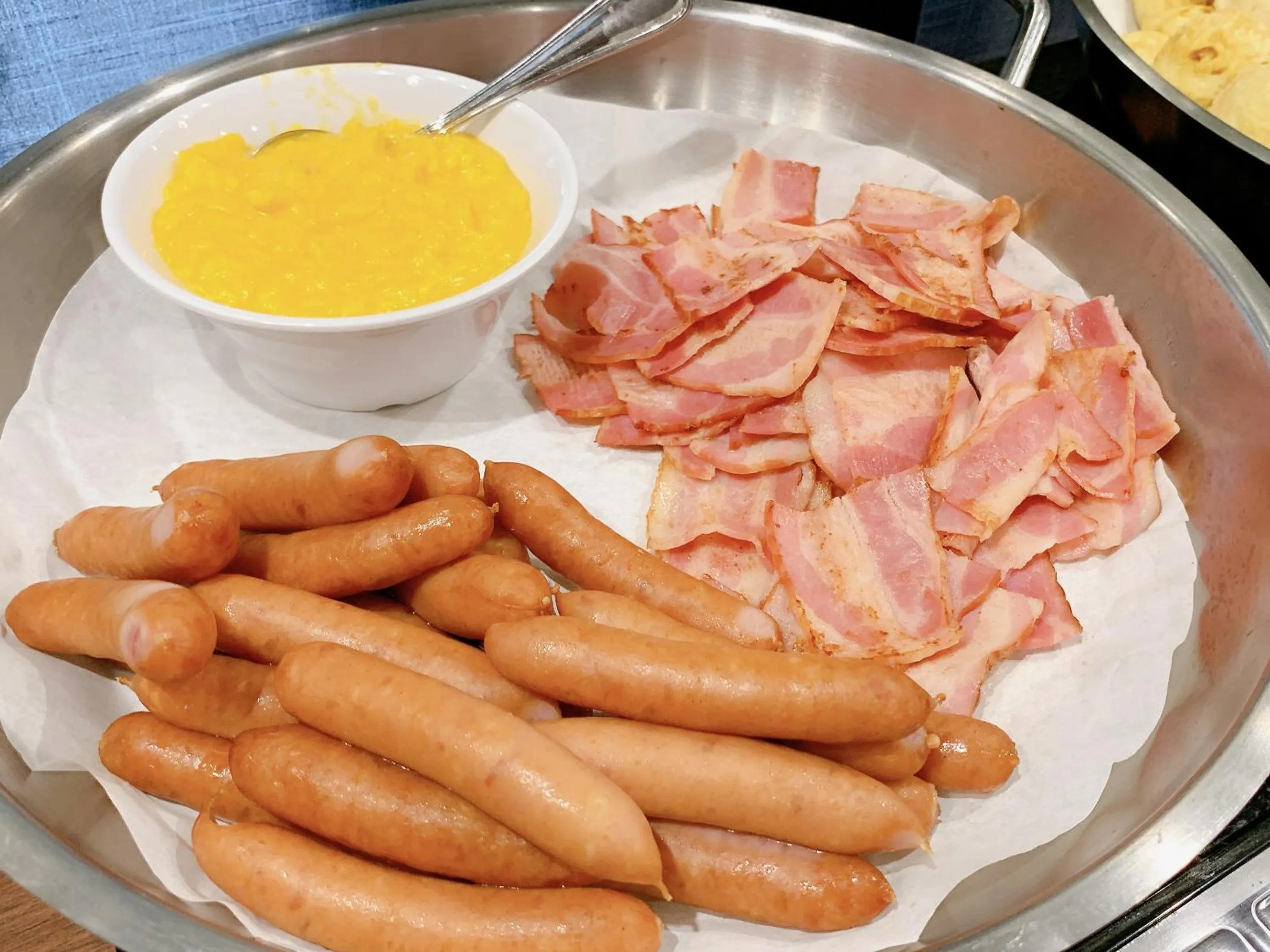 Buffet breakfast in Green Rich Hotel Kobe Sannomiya (Artificial hot spring Futamata Yunohana)