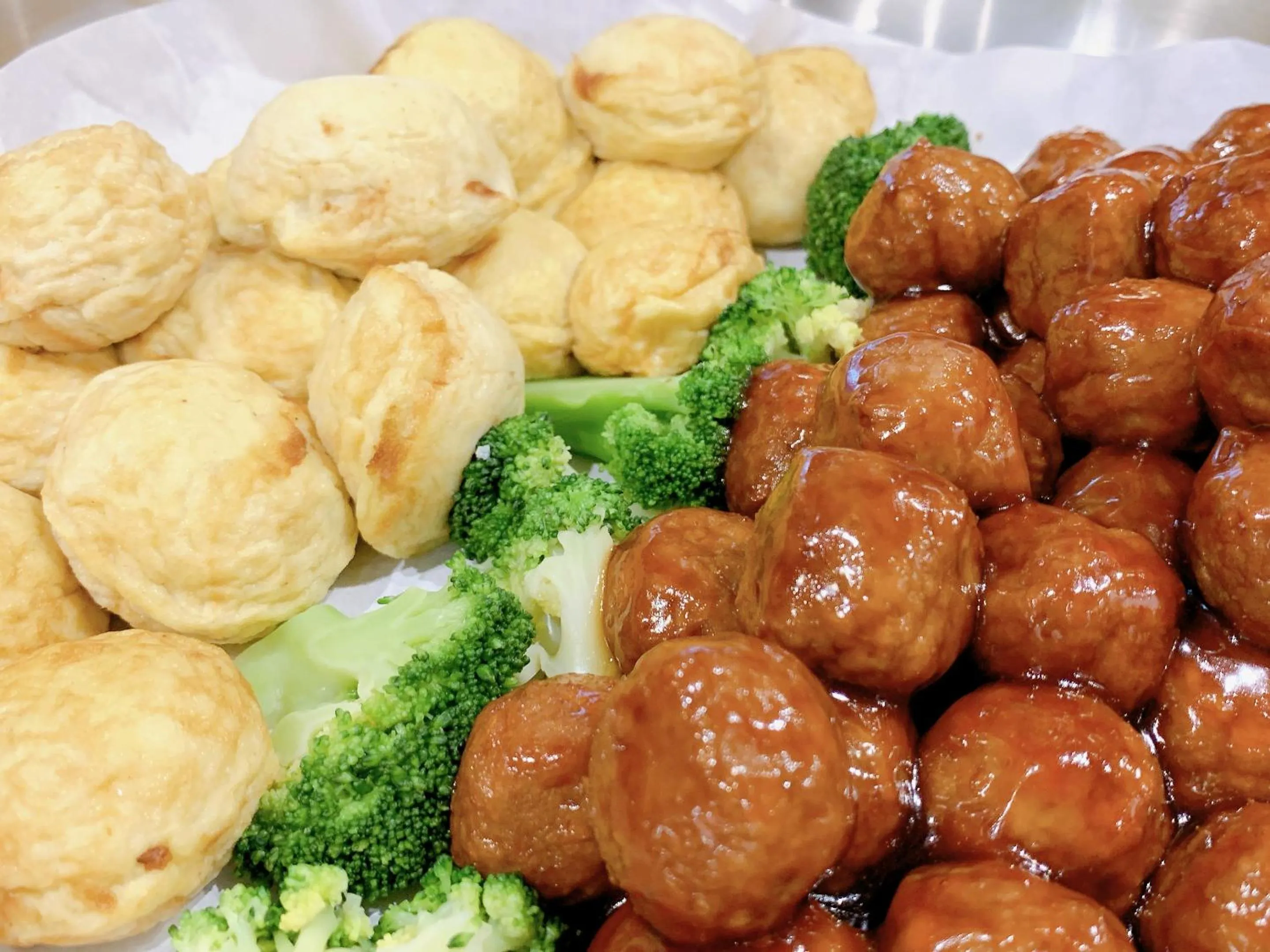 Buffet breakfast in Green Rich Hotel Kobe Sannomiya (Artificial hot spring Futamata Yunohana)