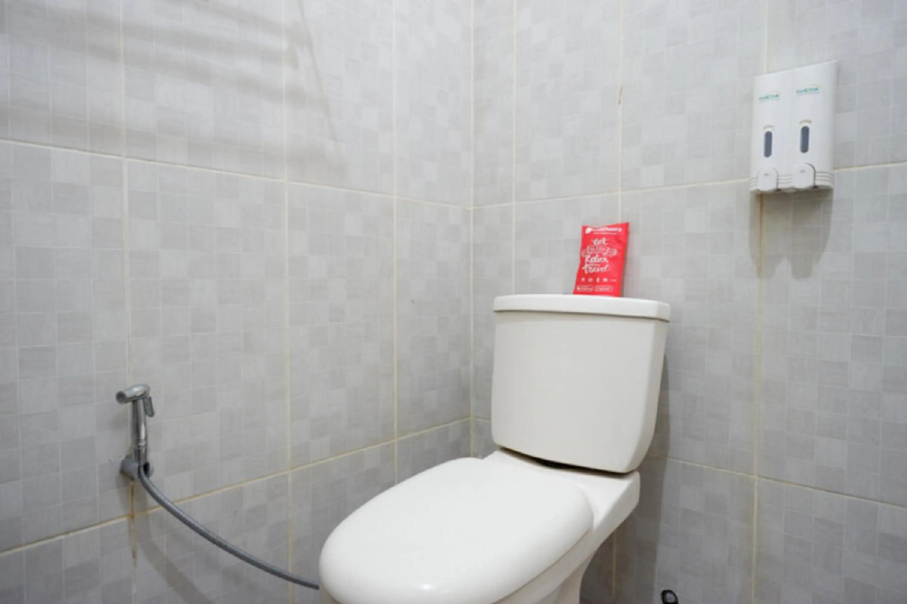 RedDoorz Syariah near Kawasan Sam Poo Kong 2