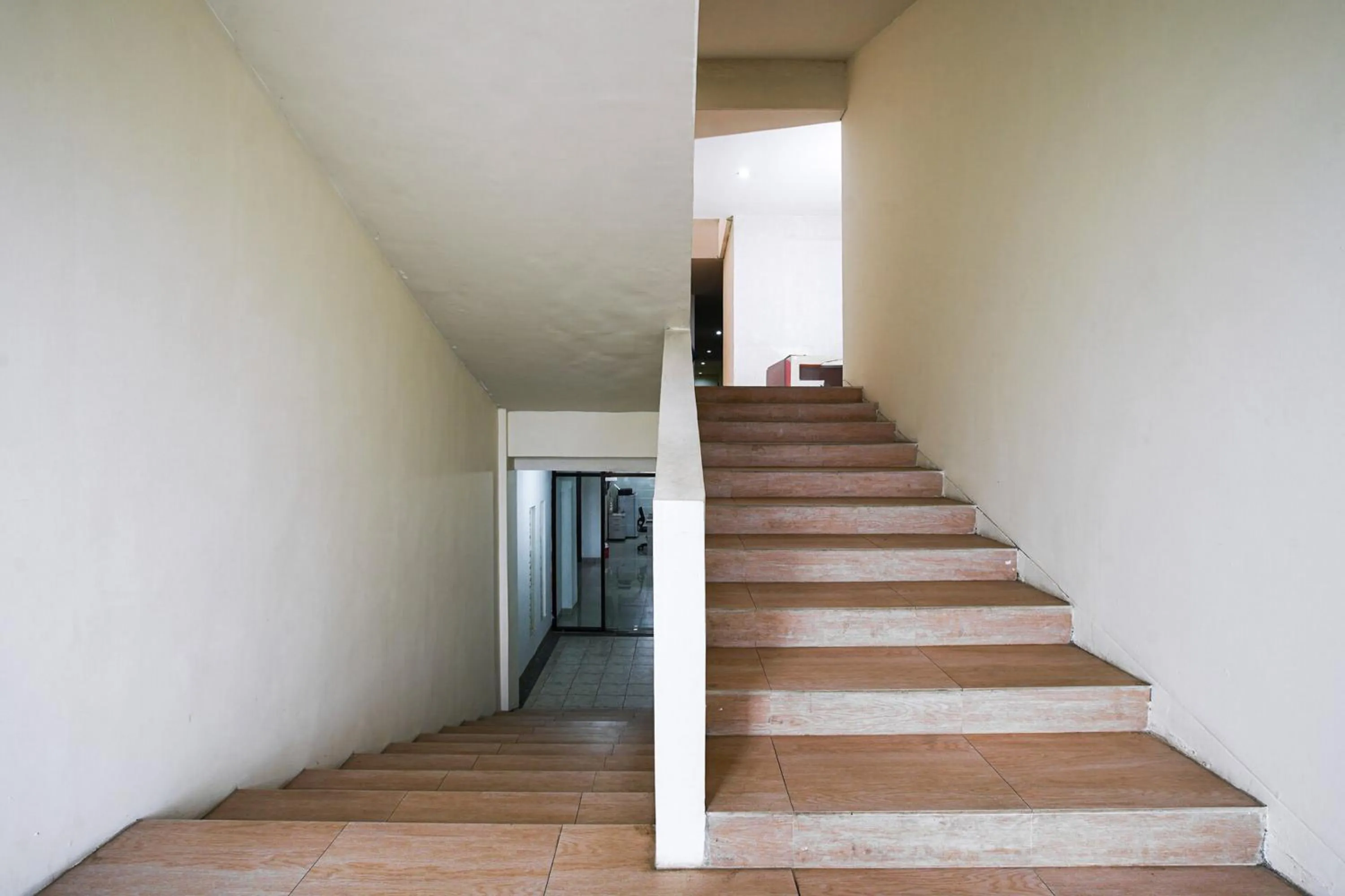 RedDoorz near Palembang Trade Center 3