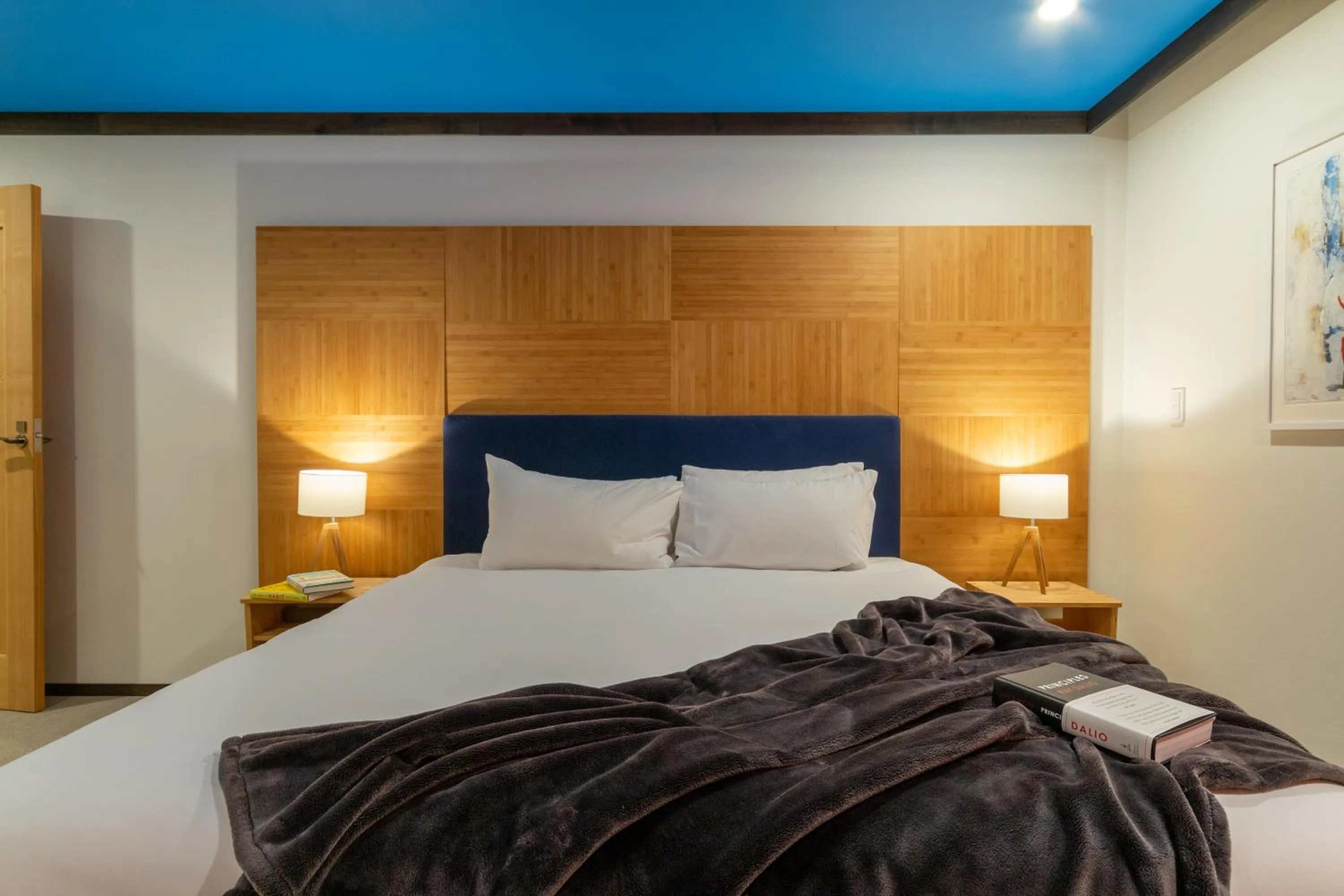 Bedroom, Bed in Gustav's Hideaway by H2 Life