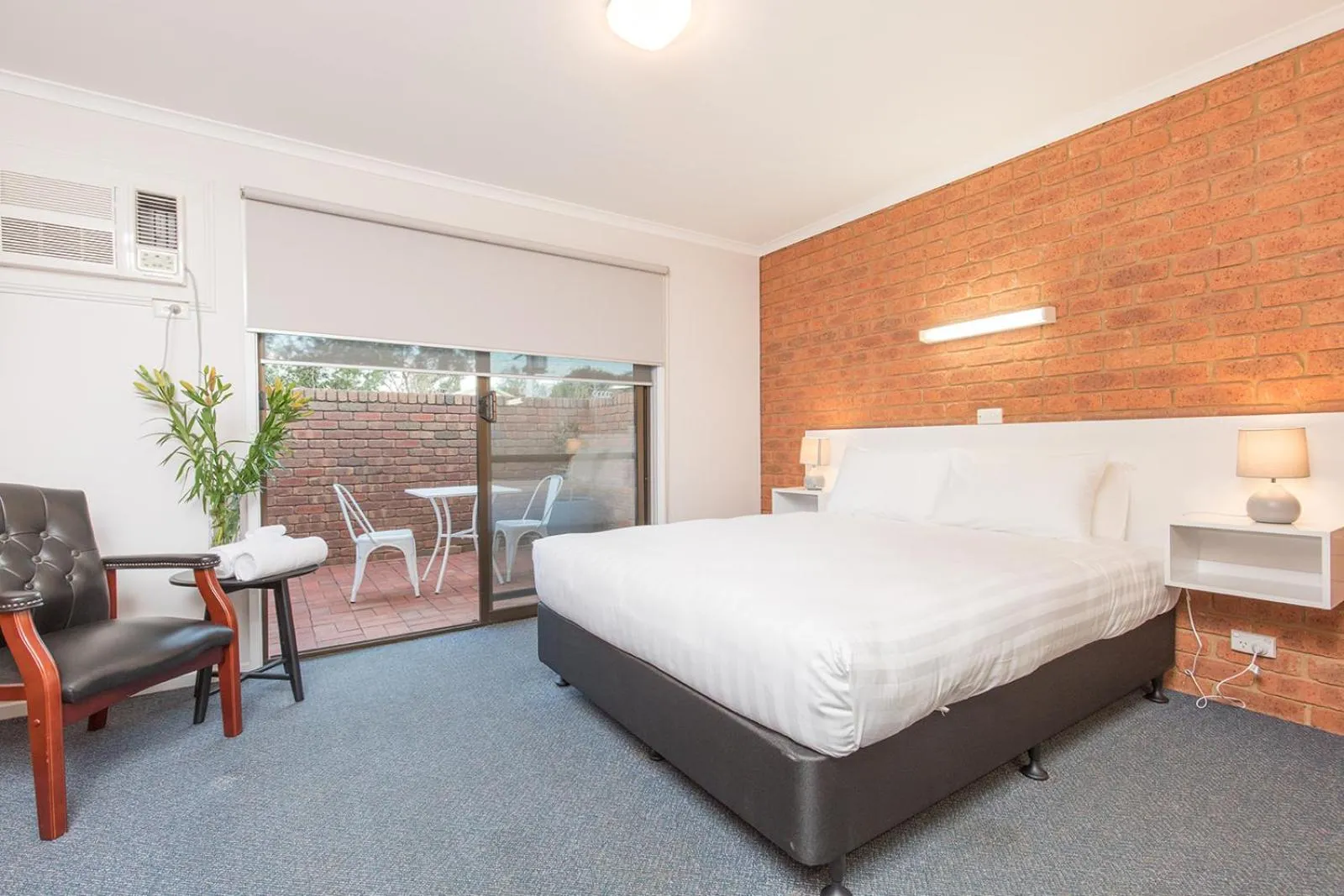 Bed in Mildura City Gate Motel