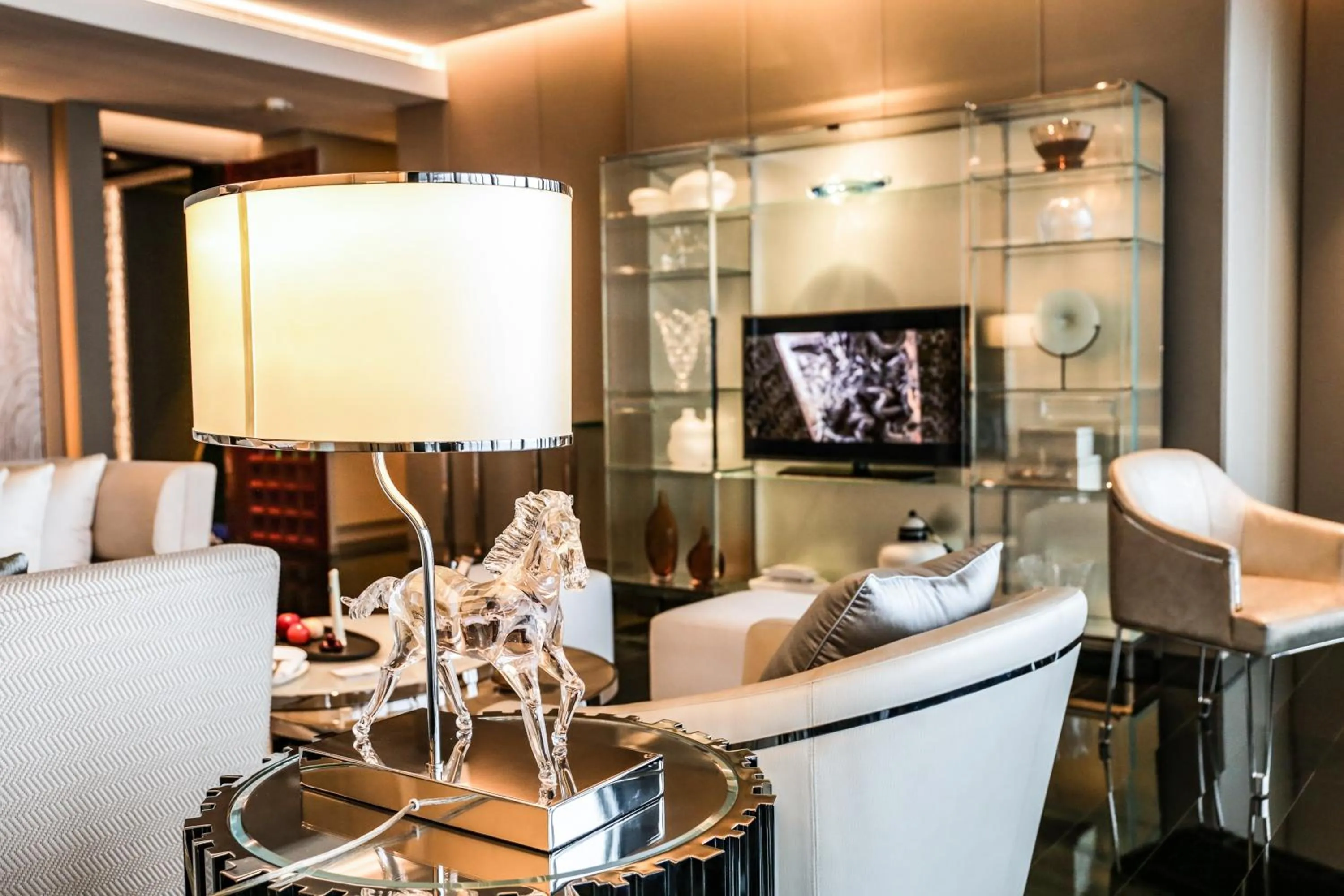 Living room in J Hotel, Shanghai Tower - Above All Else, Overlooking the Bund