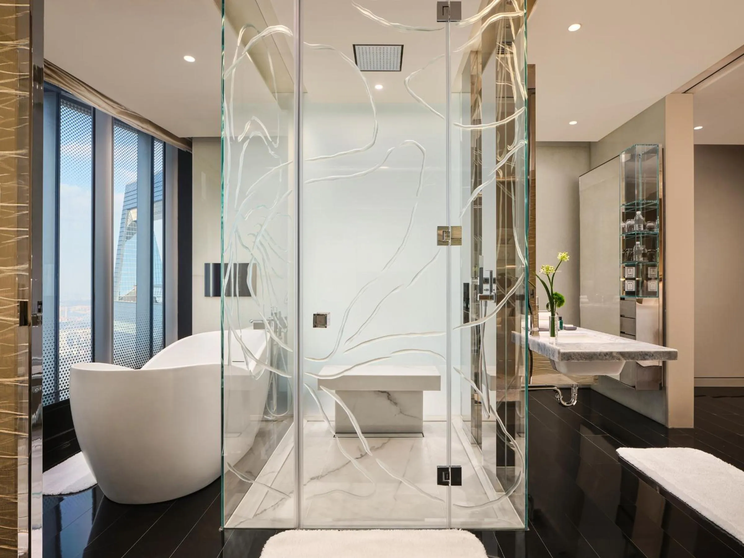 Shower in J Hotel, Shanghai Tower - Above All Else, Overlooking the Bund