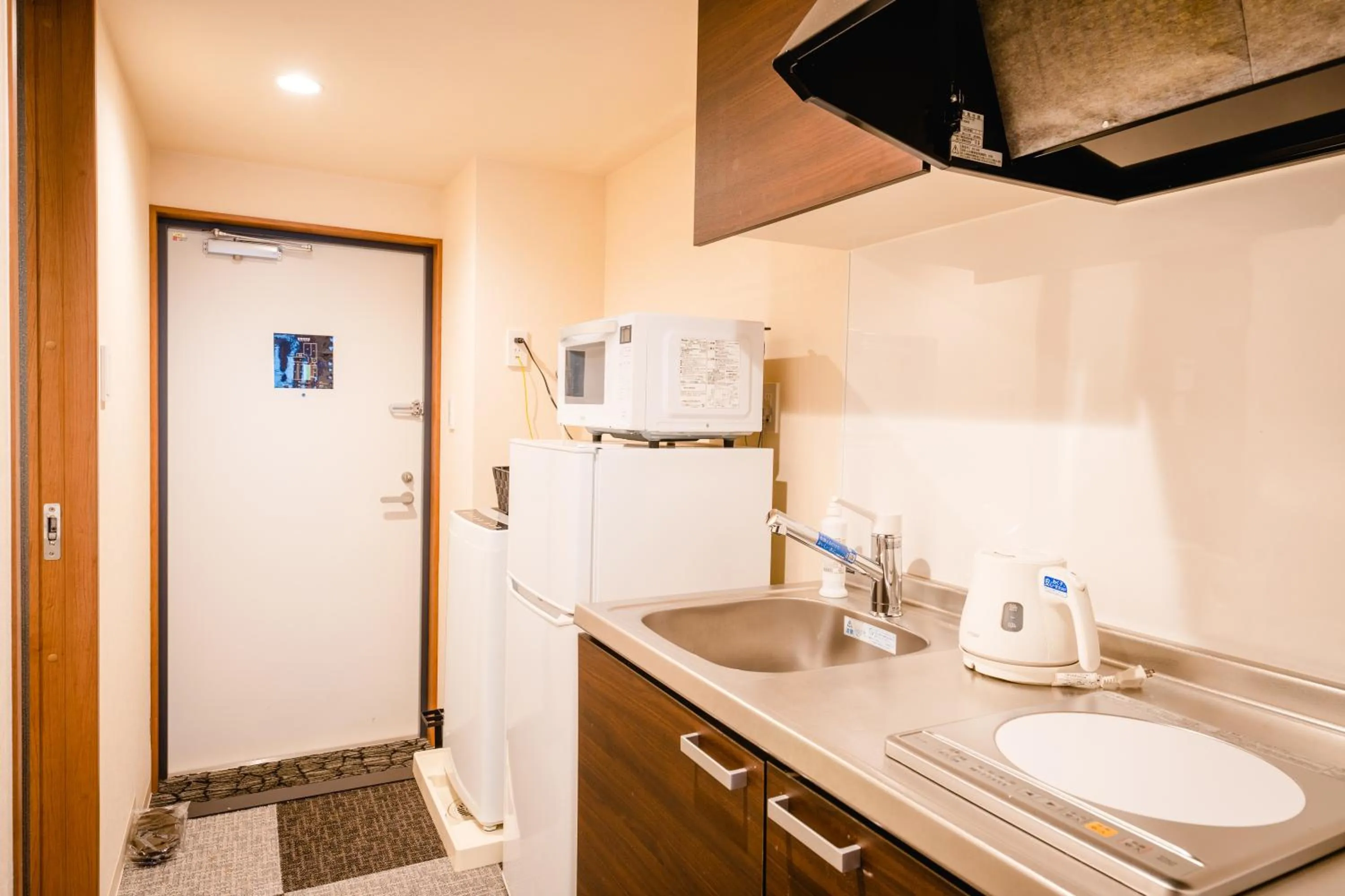 Kitchen or kitchenette in HOTEL THE POINT Kiyomizu Gojo