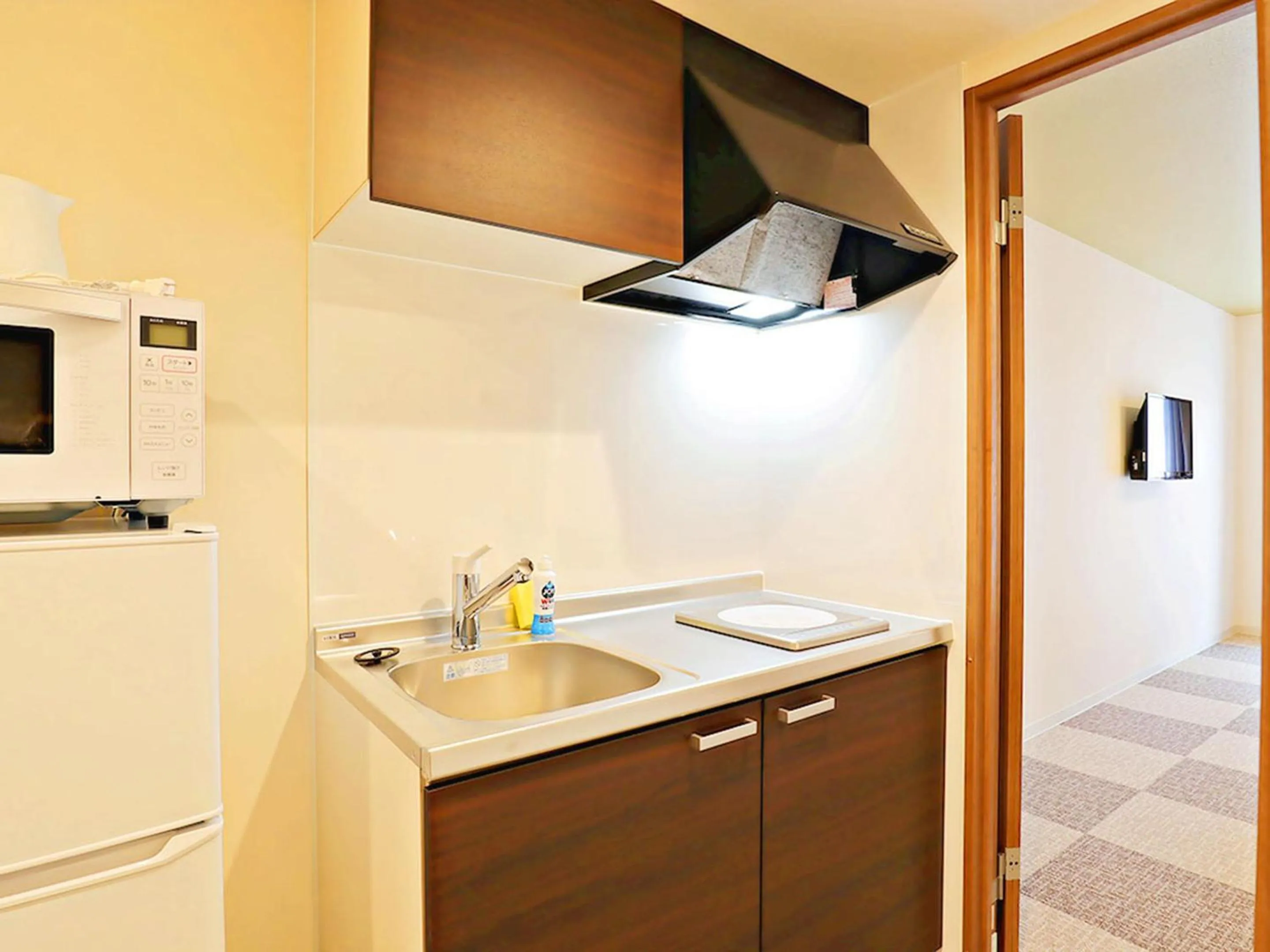 Kitchen or kitchenette in HOTEL THE POINT Kiyomizu Gojo