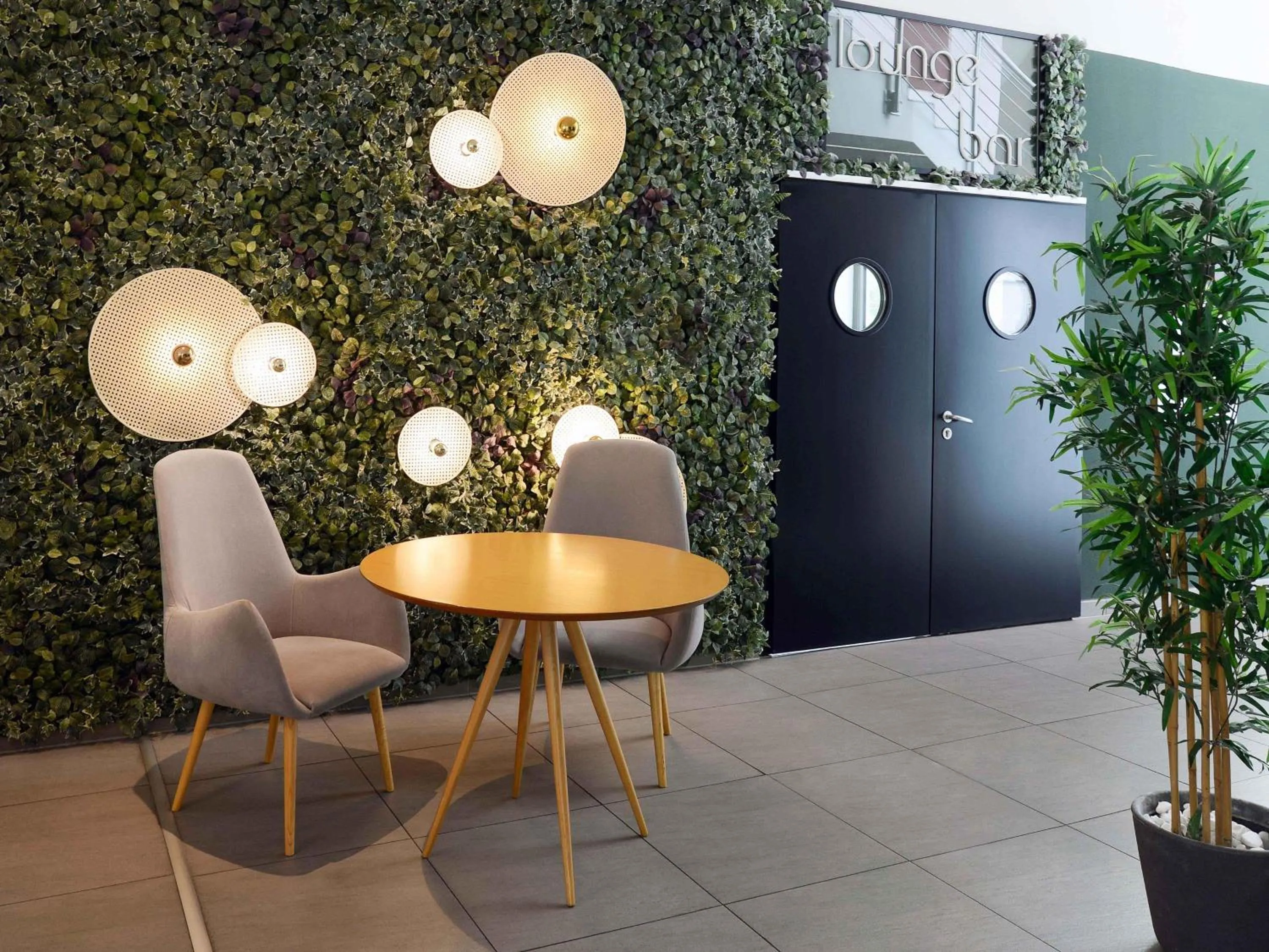 Balcony/Terrace in B&B HOTEL Krefeld-Süd